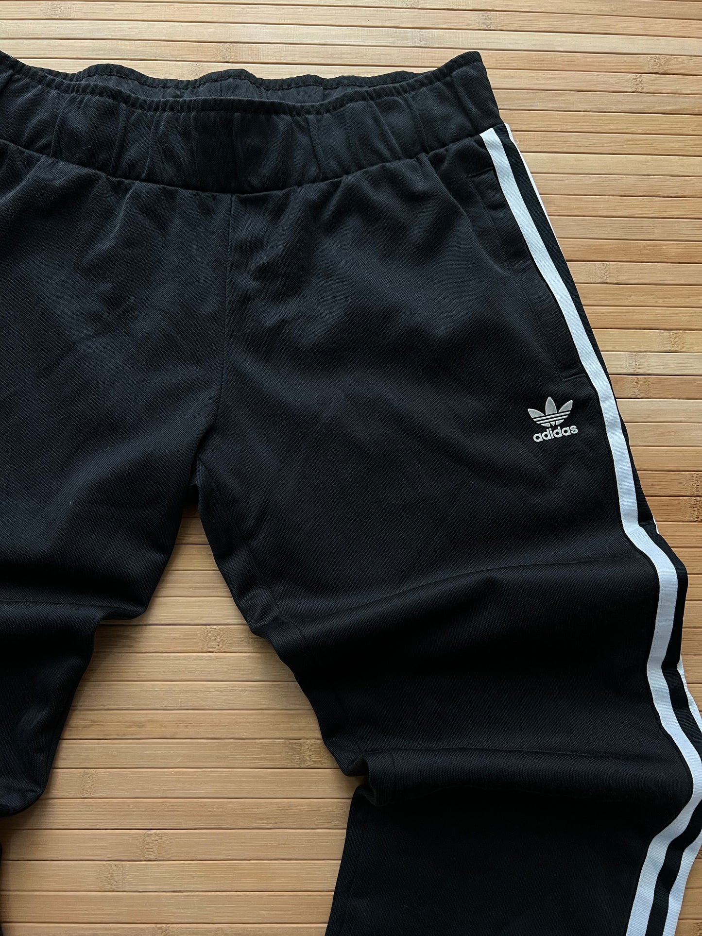 Adidas Sweatpants (M)