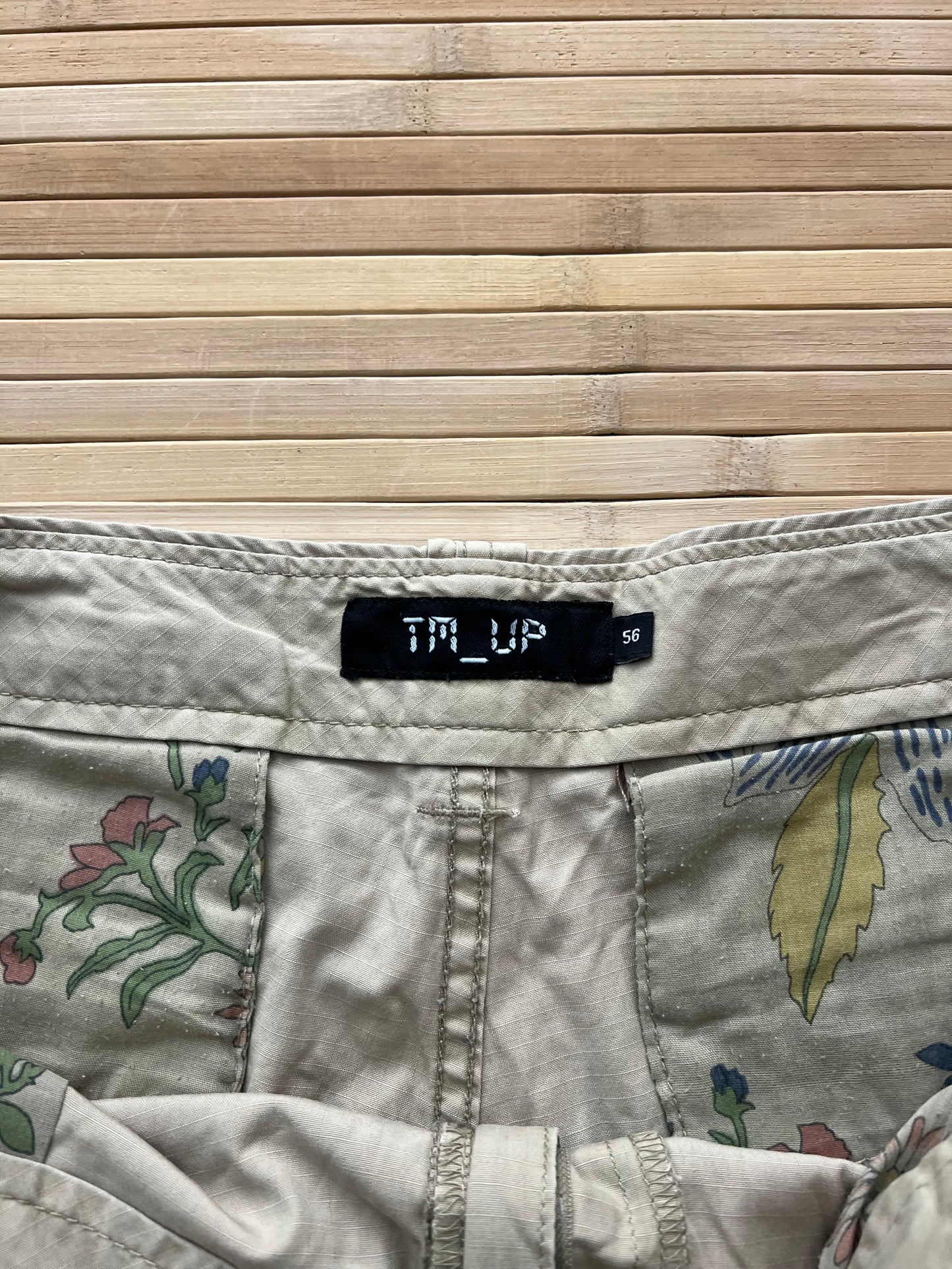 Team up Beige Cargo Shorts (40)