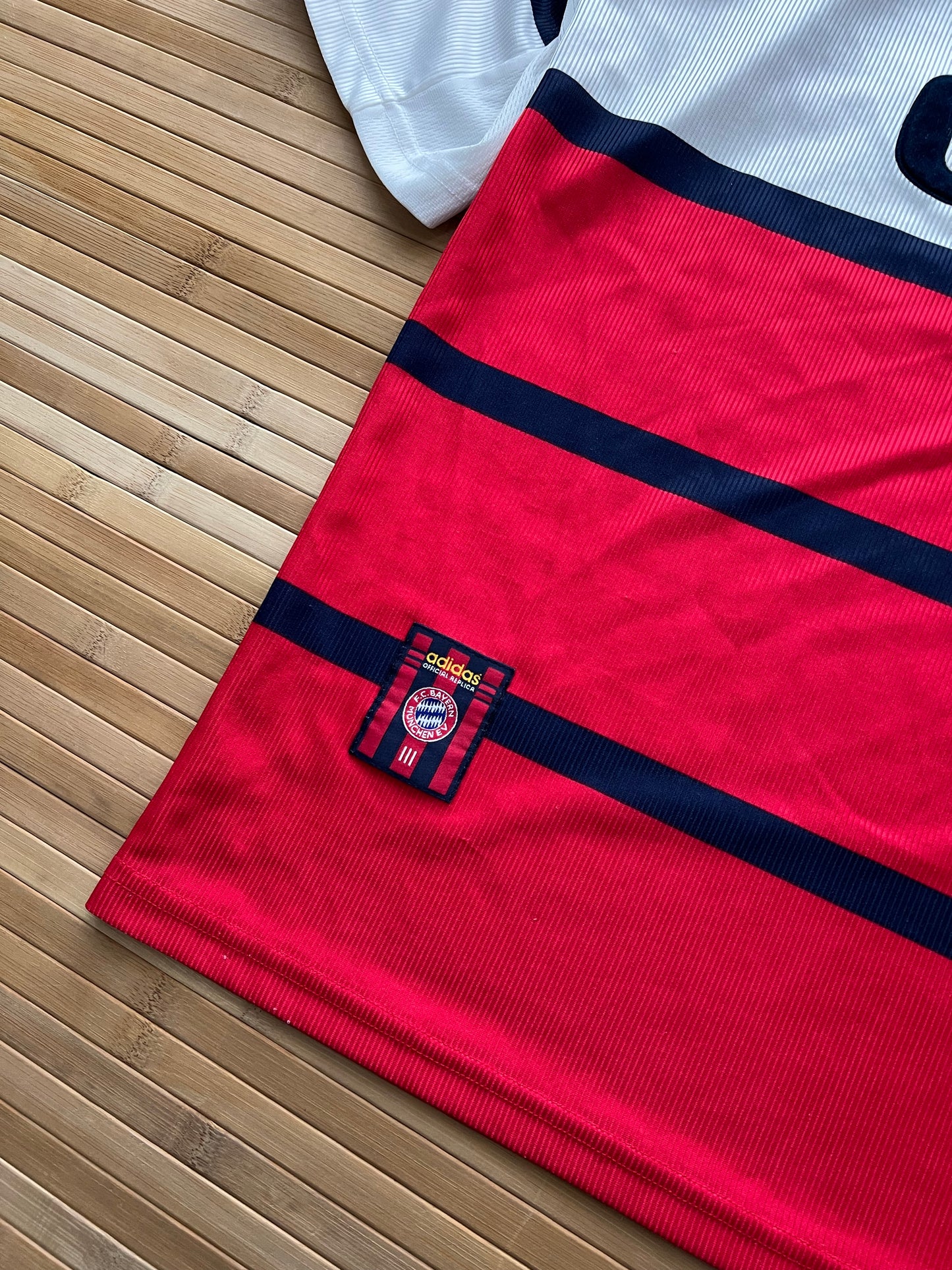 Bayern Munich 1998-00 Away Jersey (L)