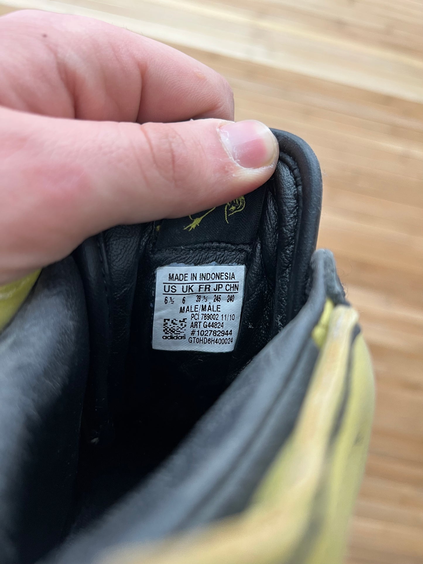 Adidas Jeremy Scott Wings (39.5)