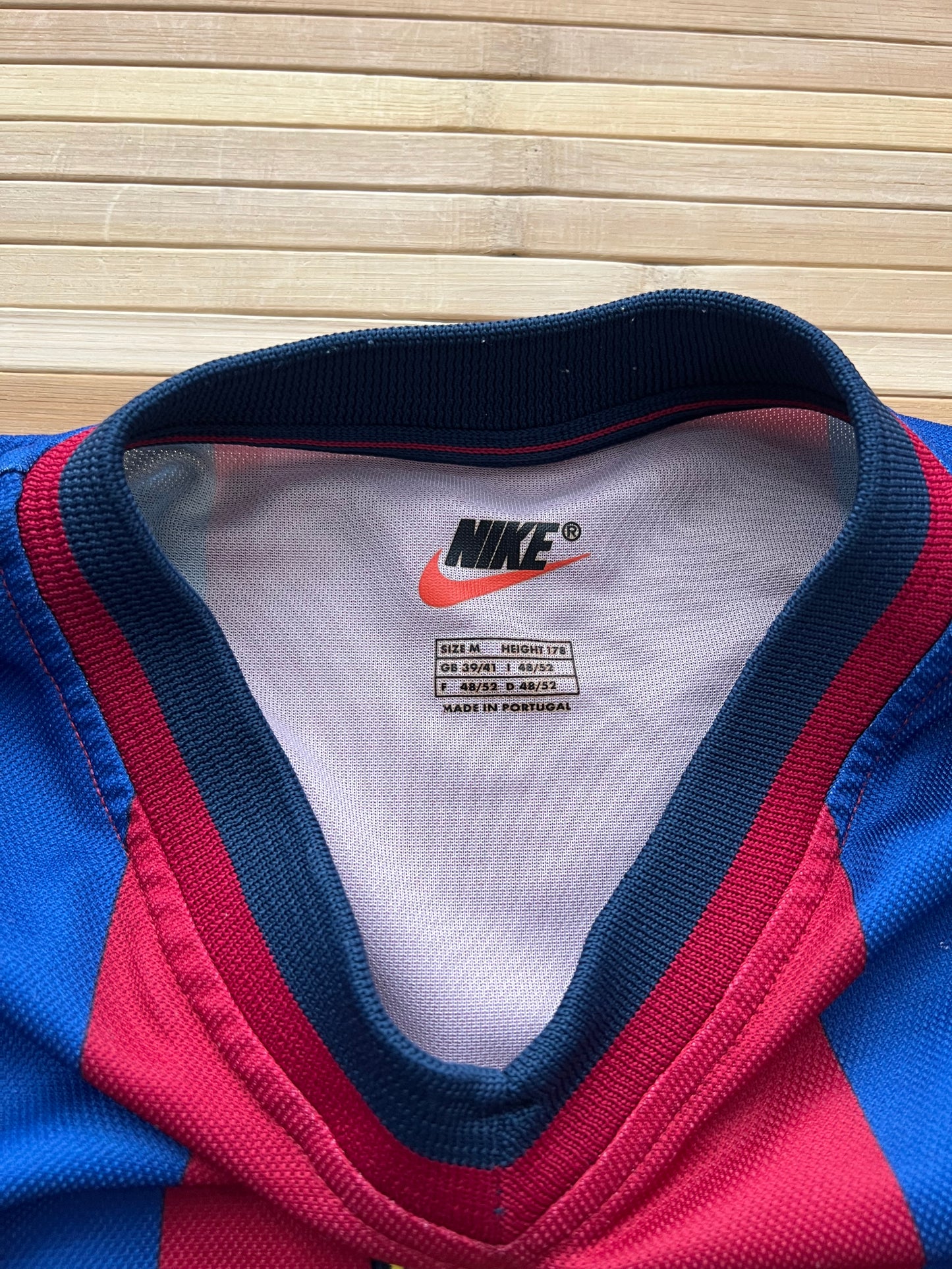 Barcelona 1998/99 Home Jersey (M)