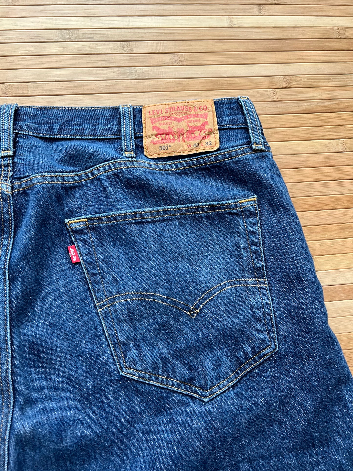Levis 501 Jeans (42x30)