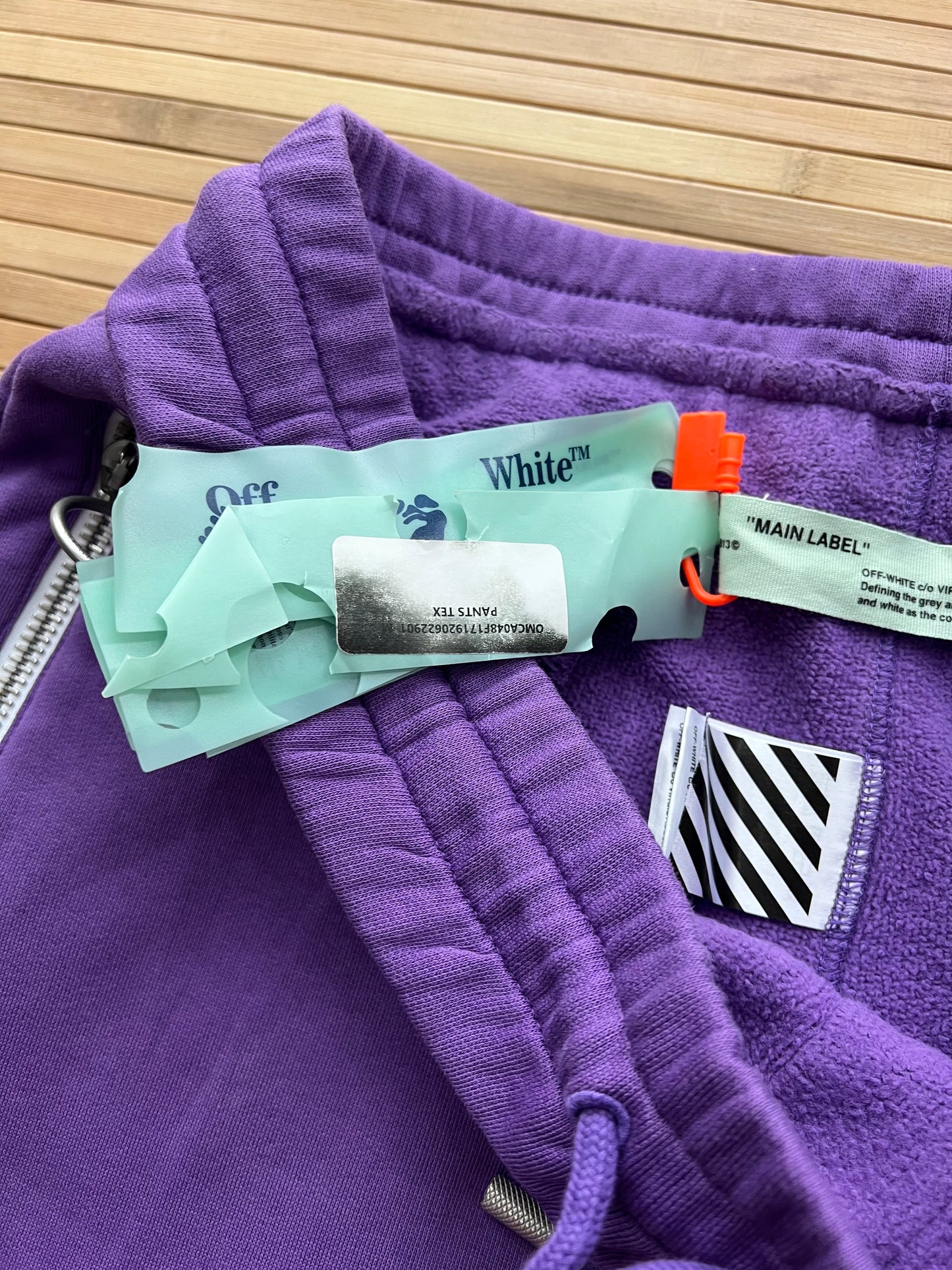 Off White SweatPants New with Tags (L)