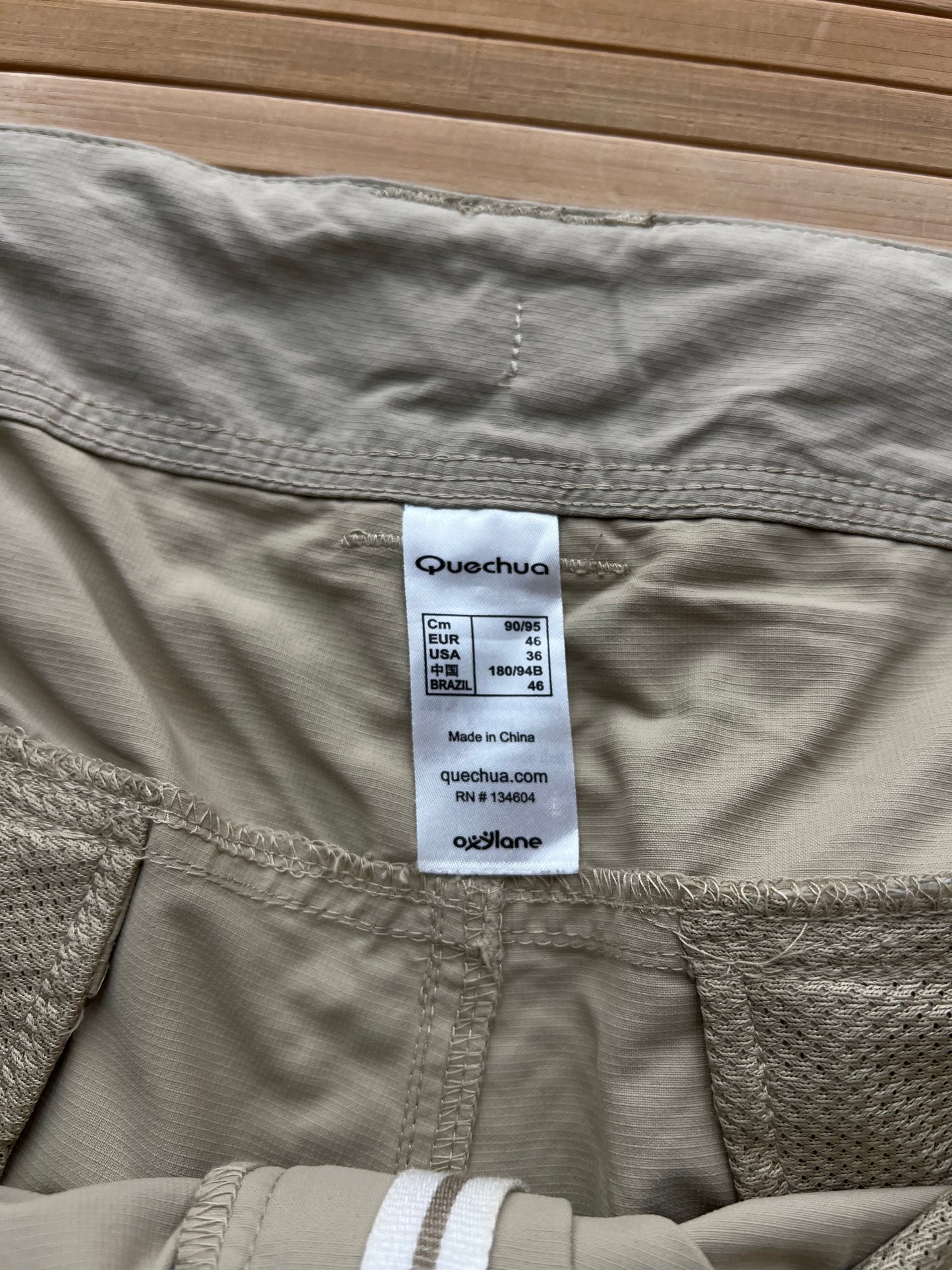 Quechua Cargo Shorts (38)