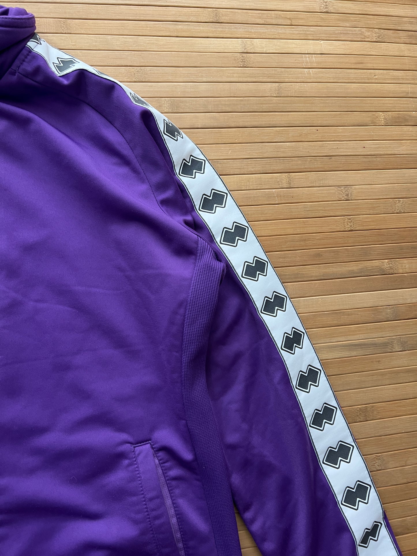 Errea Zip Up 🙋♀️ (M)