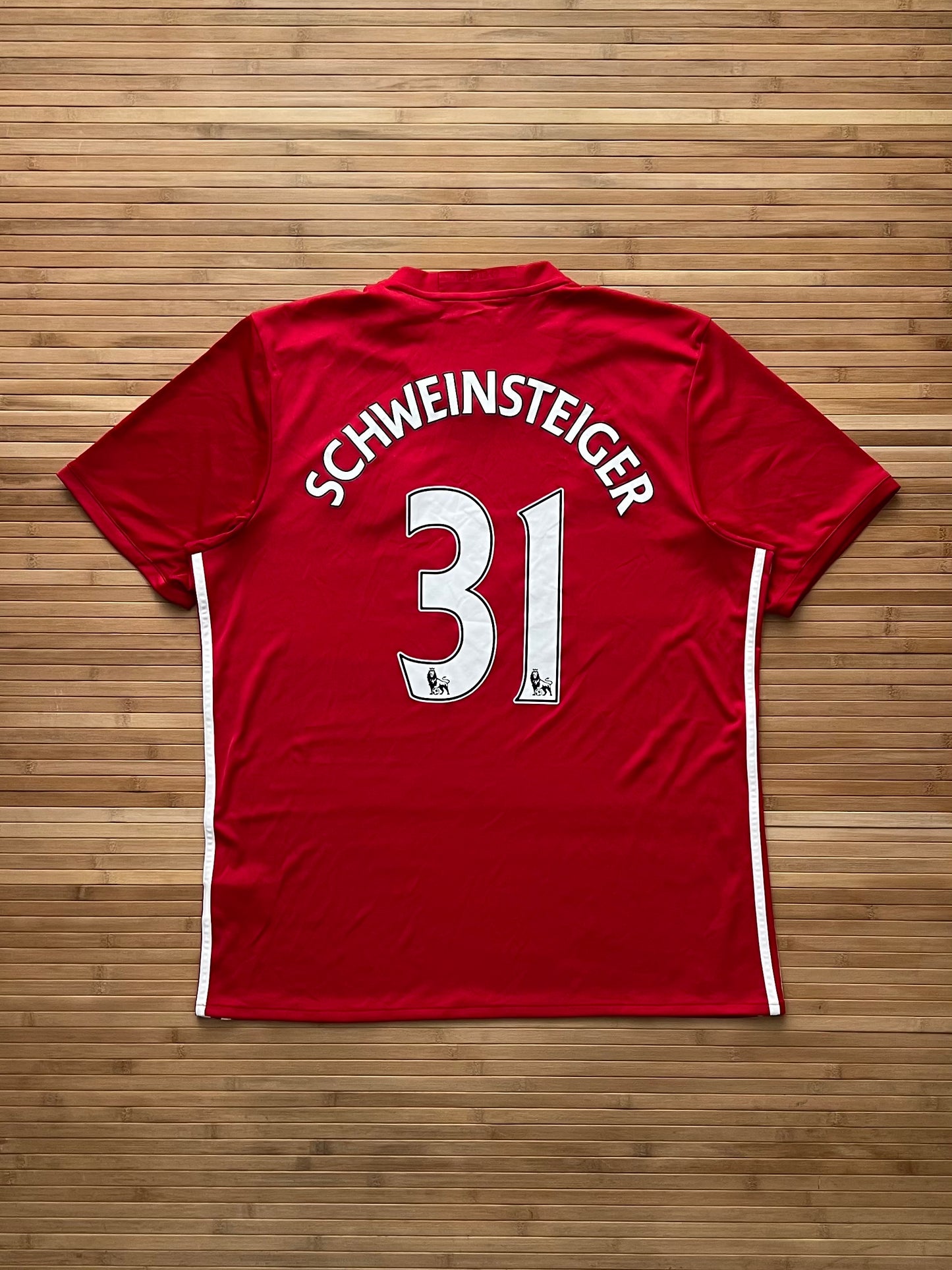 Manchester United Schwiensteiger 2016-17 Home Jersey