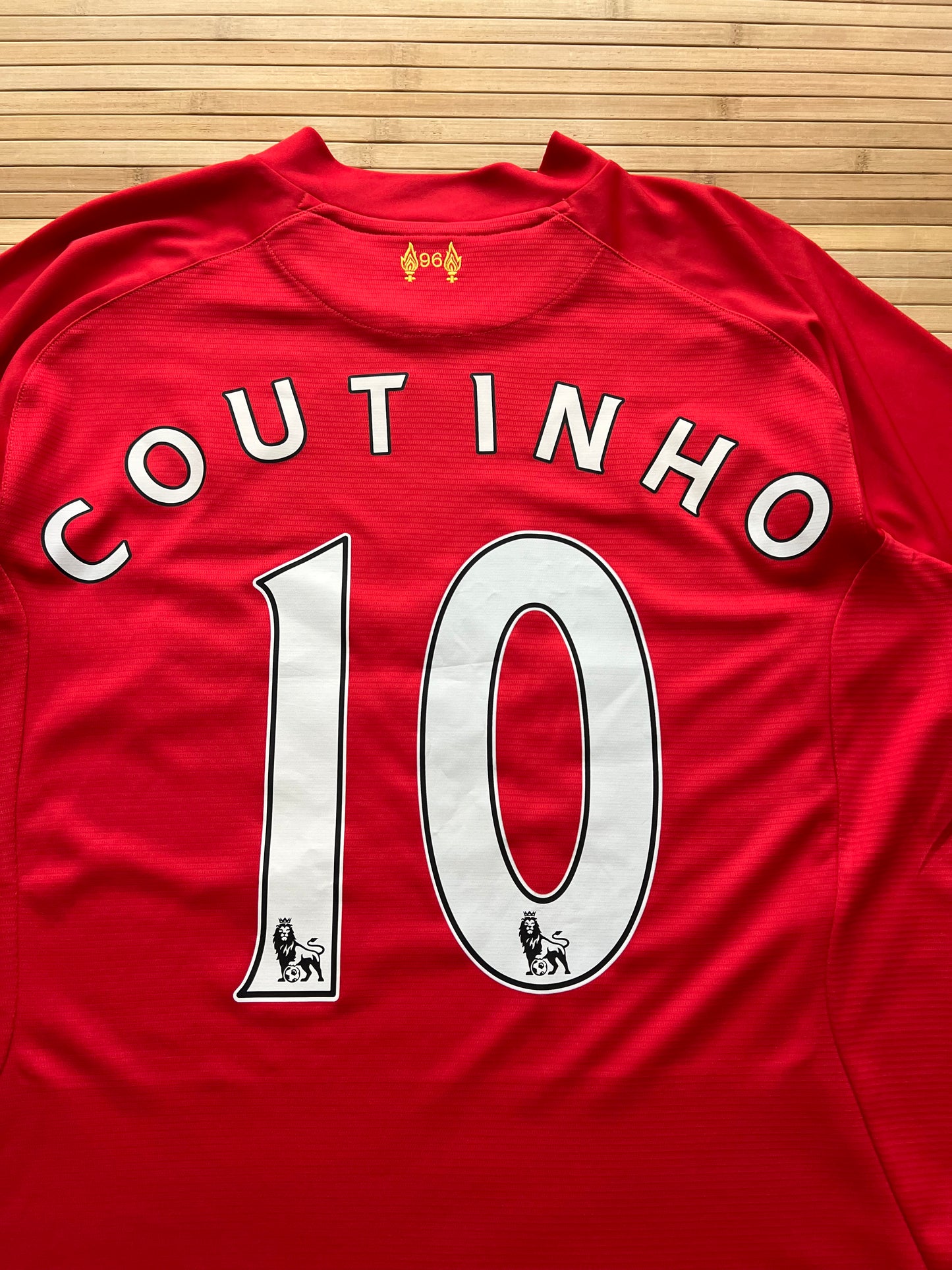 Liverpool Coutinho 2013/14 Home Jersey (XL)