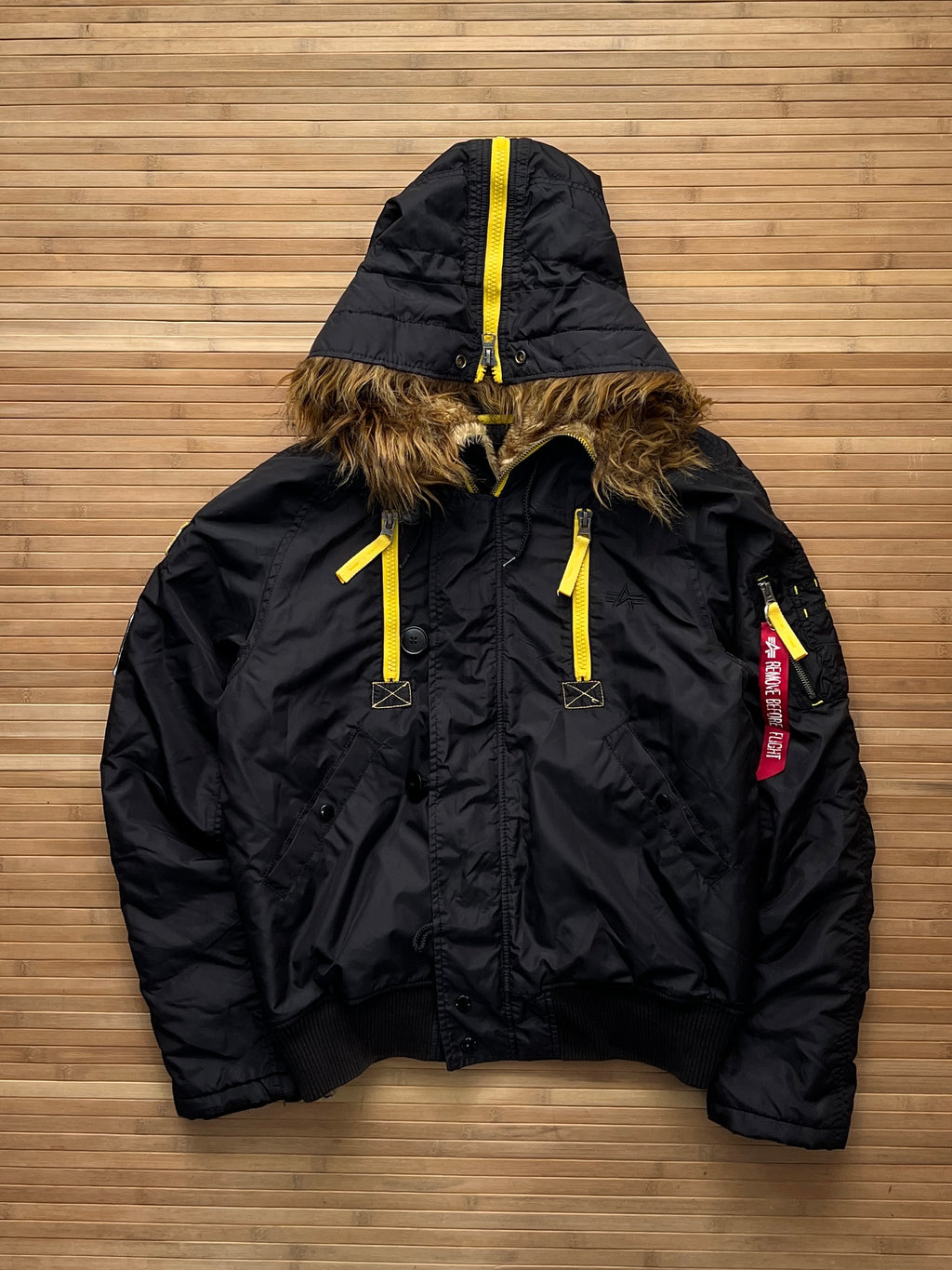 Alpha Industries Bomber Jacket (M)