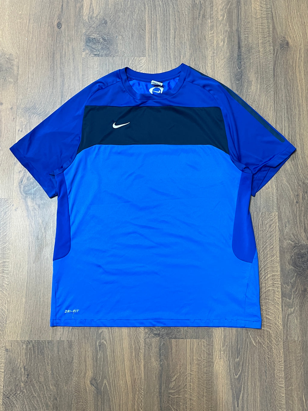 Nike Jersey (XL)