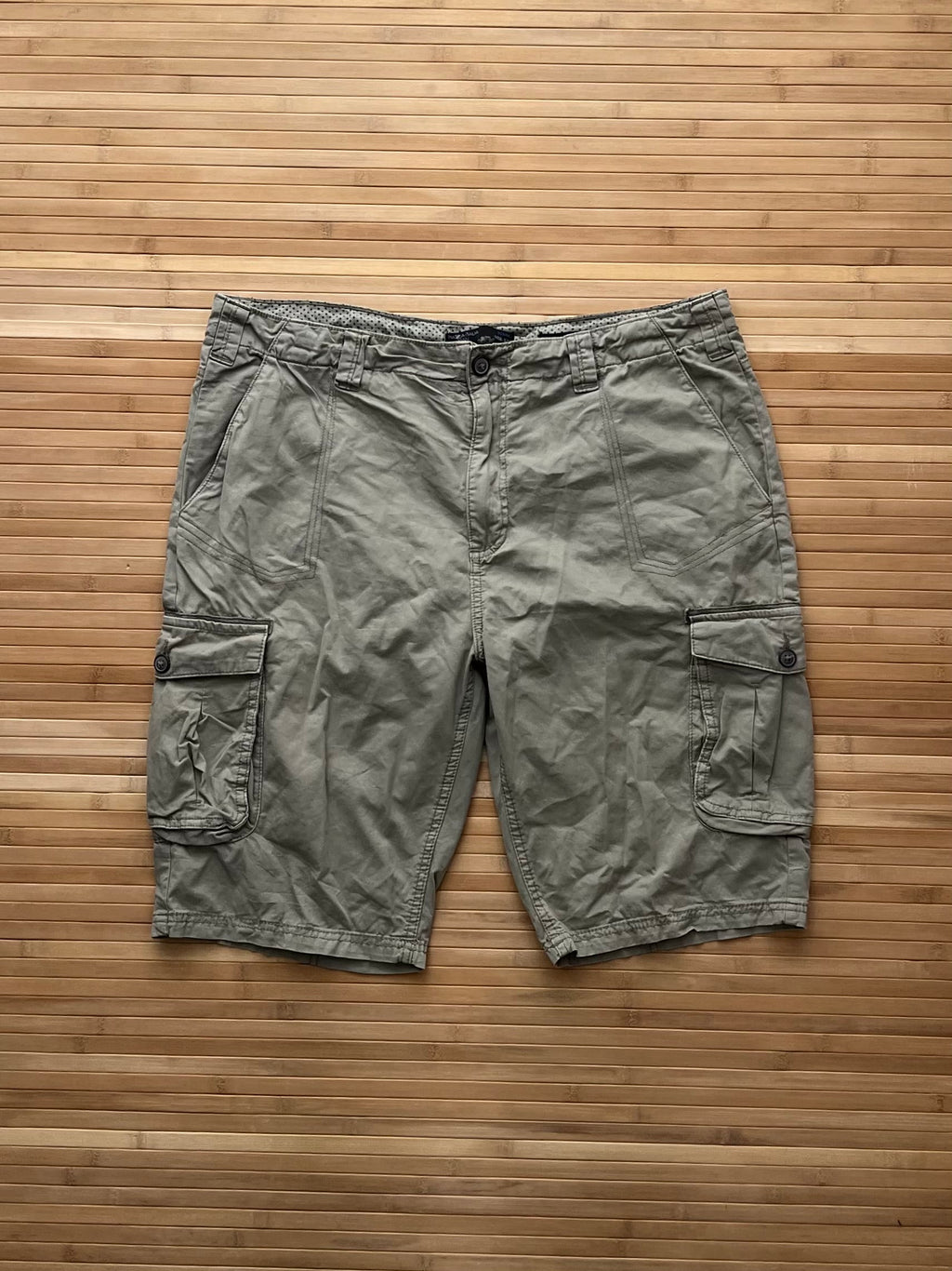 Piazza D’Italia Cargo Shorts (38)
