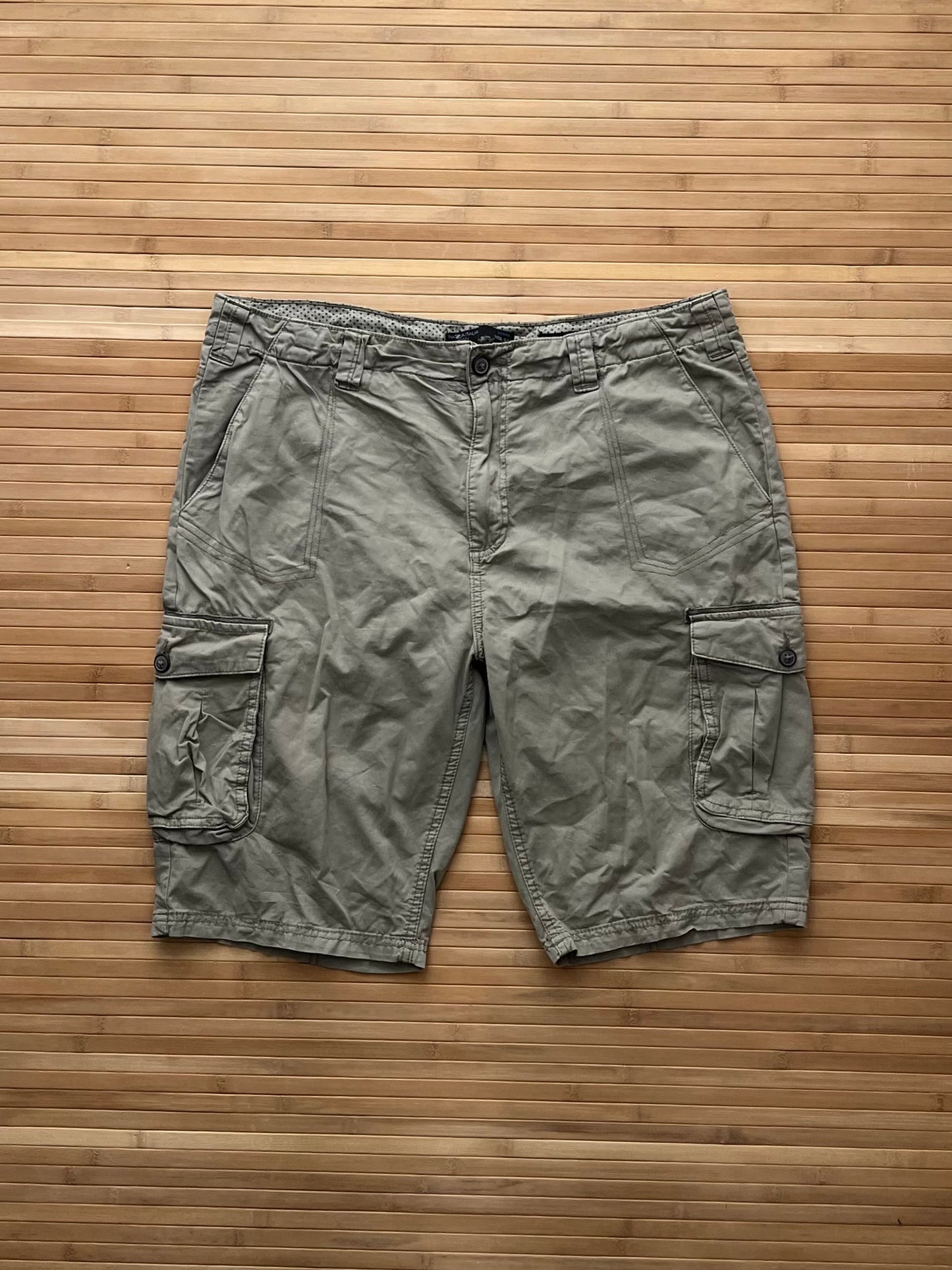 Piazza D’Italia Cargo Shorts (38)