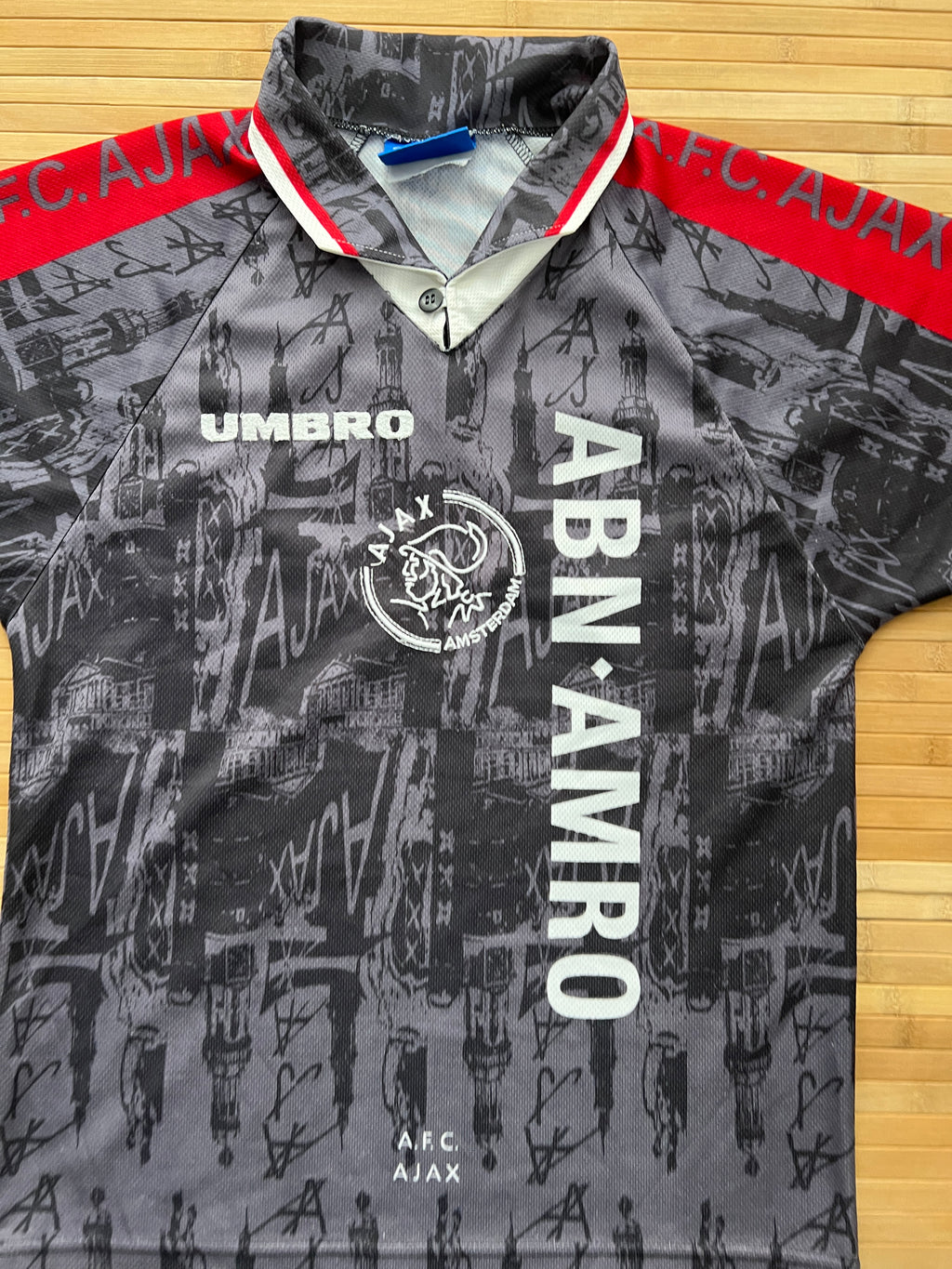 Ajax Amsterdam 1996/97 Jersey (Xs)
