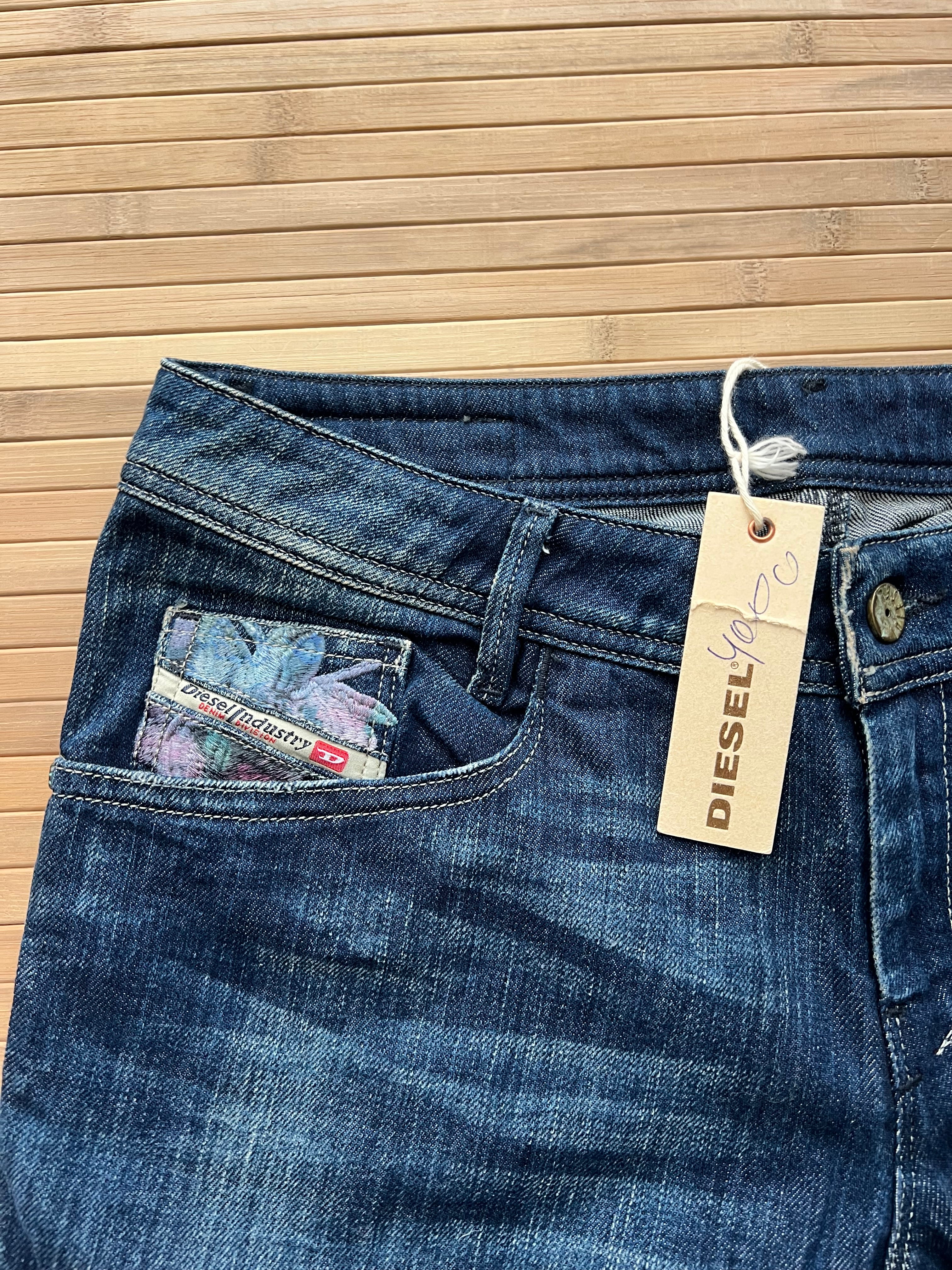 Brand New Diesel Womens Jeans (30x34)