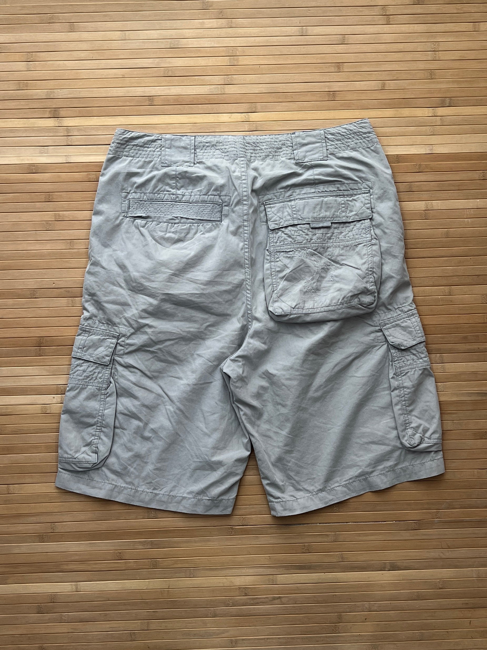 RocaWear Cargo Shorts (36)