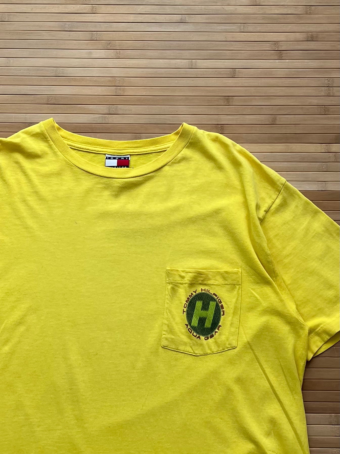 90s Tommy Hilfiger Tee (XL)