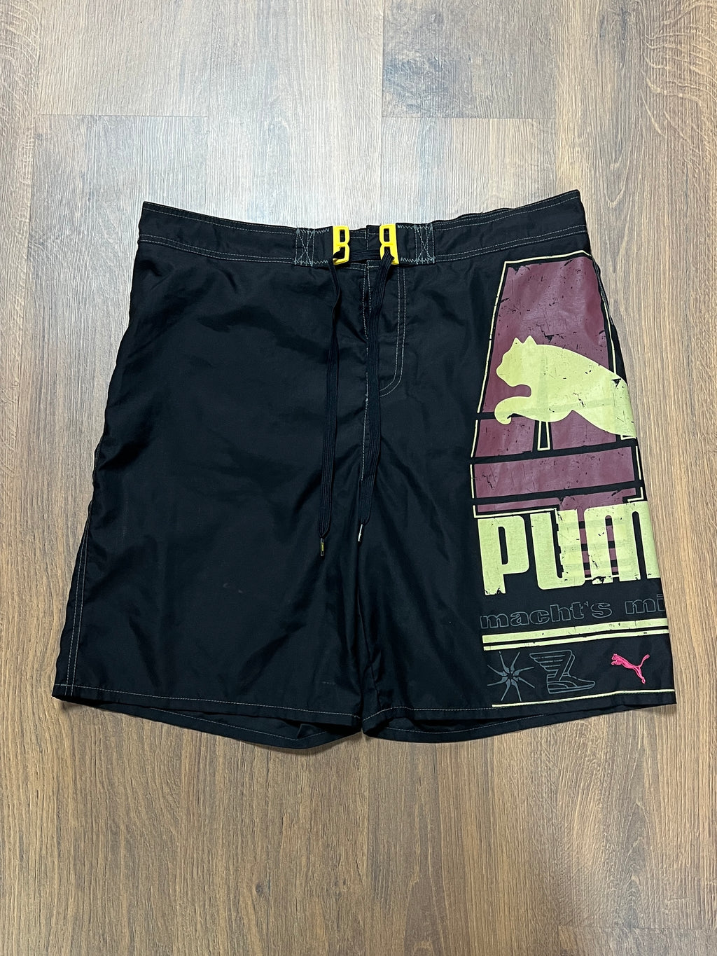 Vintage Puma Boardshorts (38)