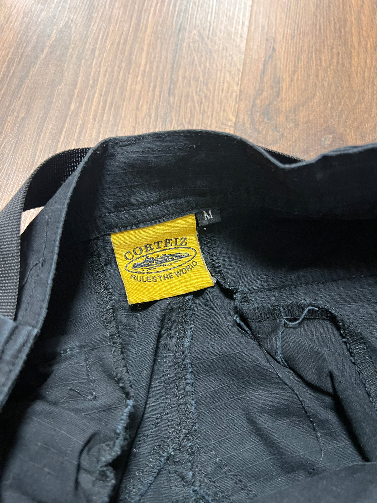 Corteiz Cargo Pants (M)