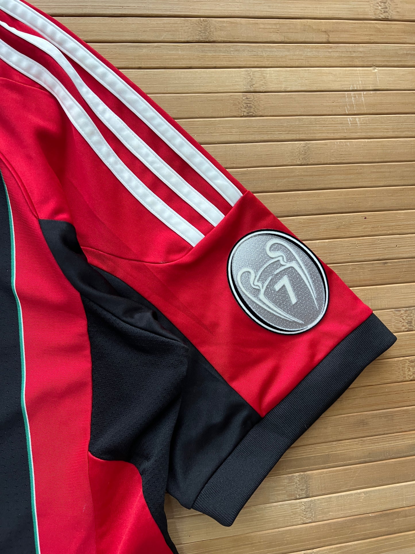 Milan 2010/11 Thiago Silva Home Jersey (M)