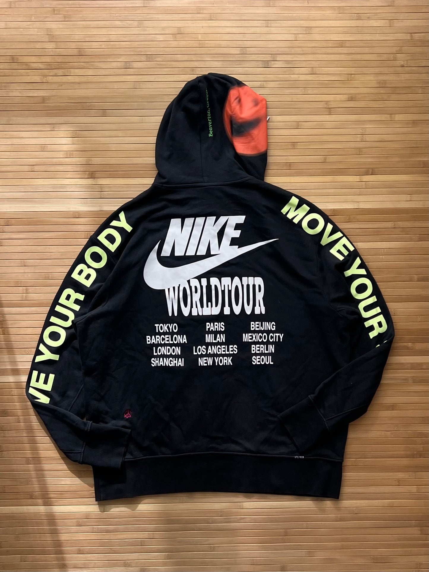 Nike World Tour Hoodie (2XL)