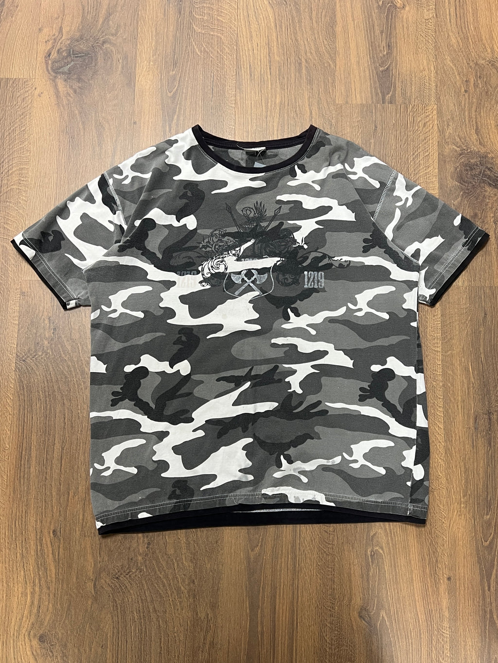 Snow Camo T-Shirt (XL)