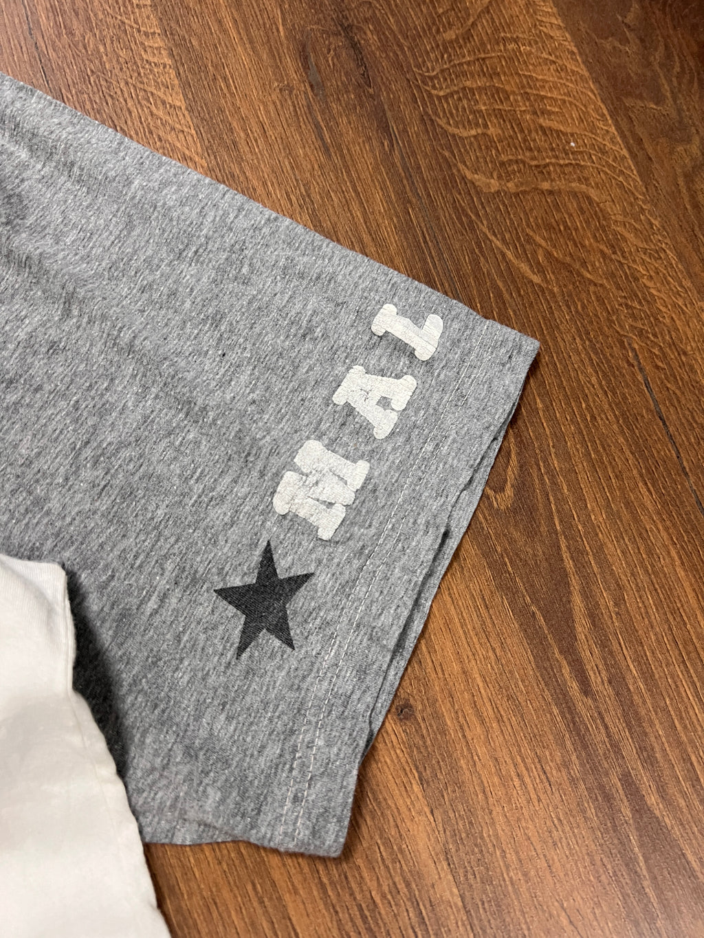 MC Malibu Basketball Tshirt (XL)