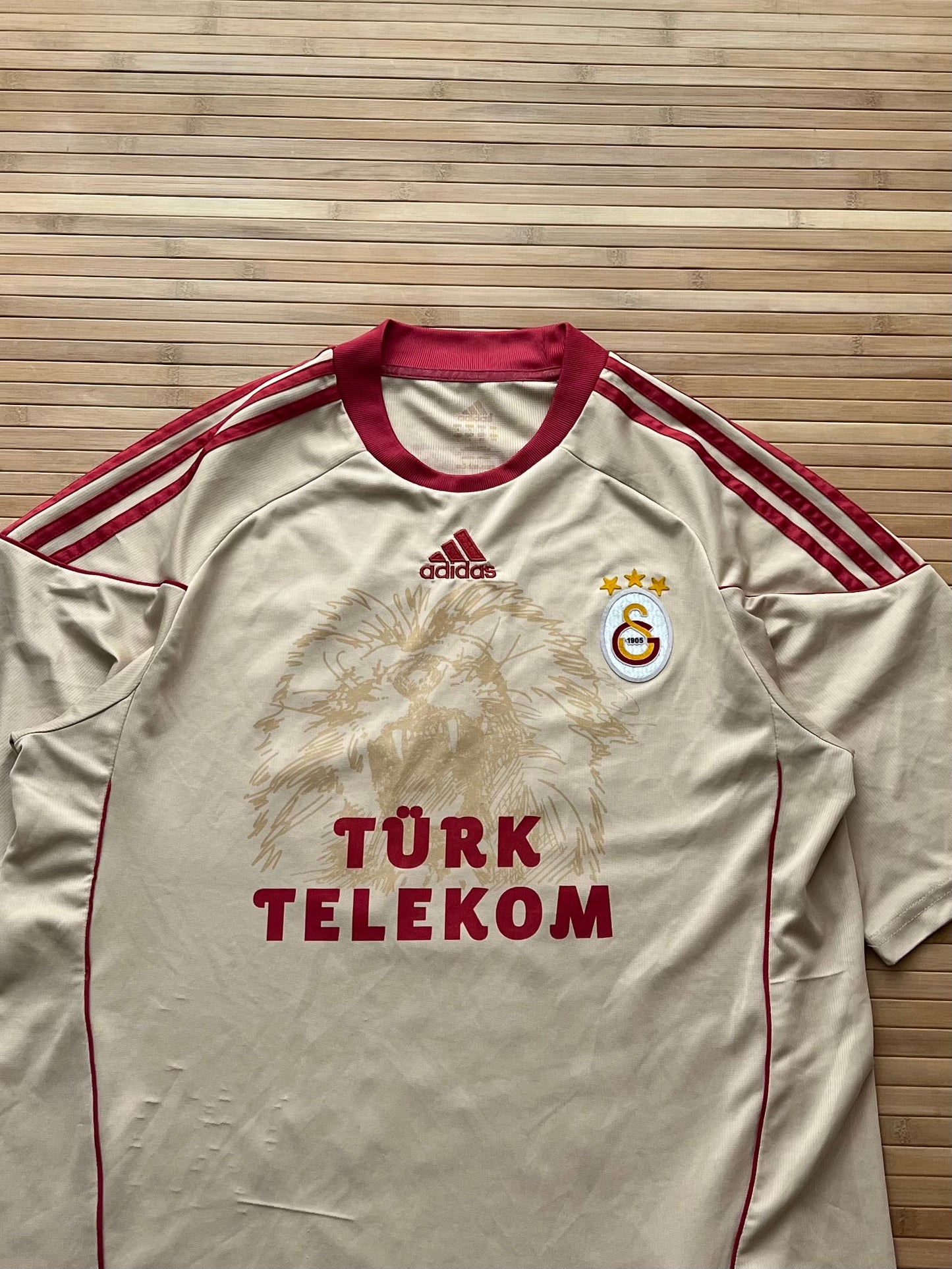 Galatasaray Cana 2010-11 Away Jersey (L)