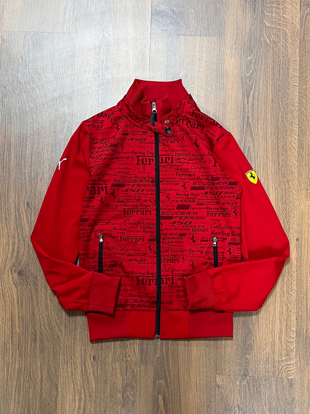 Ferrari Track Jacket 🙋‍♀️ (S)