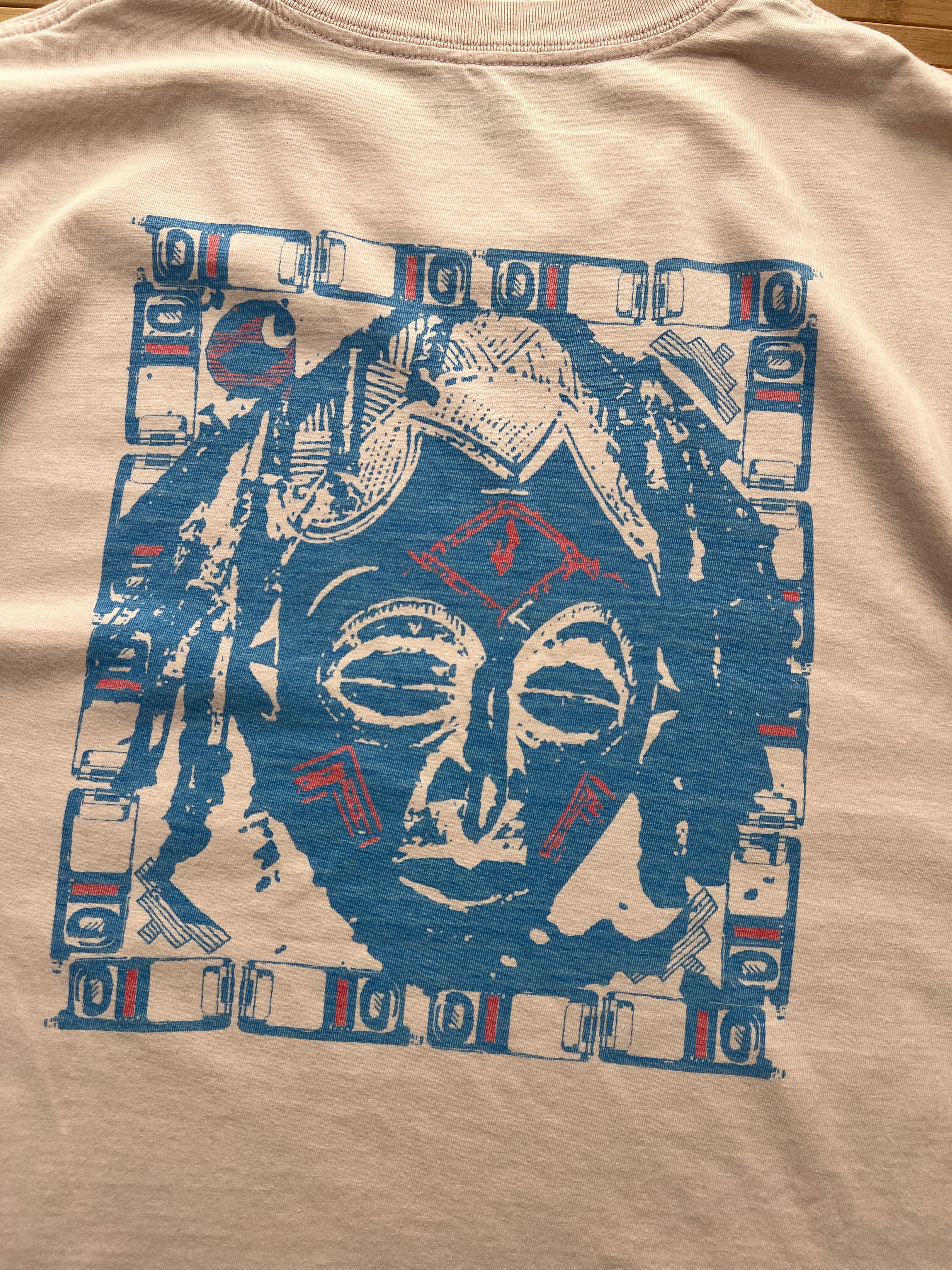 Carhartt Aztec Tshirt(L)