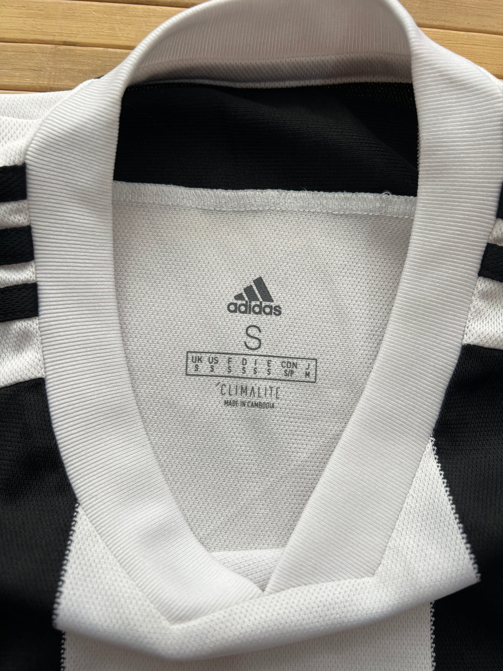Juventus 2018 Home Kit (S)