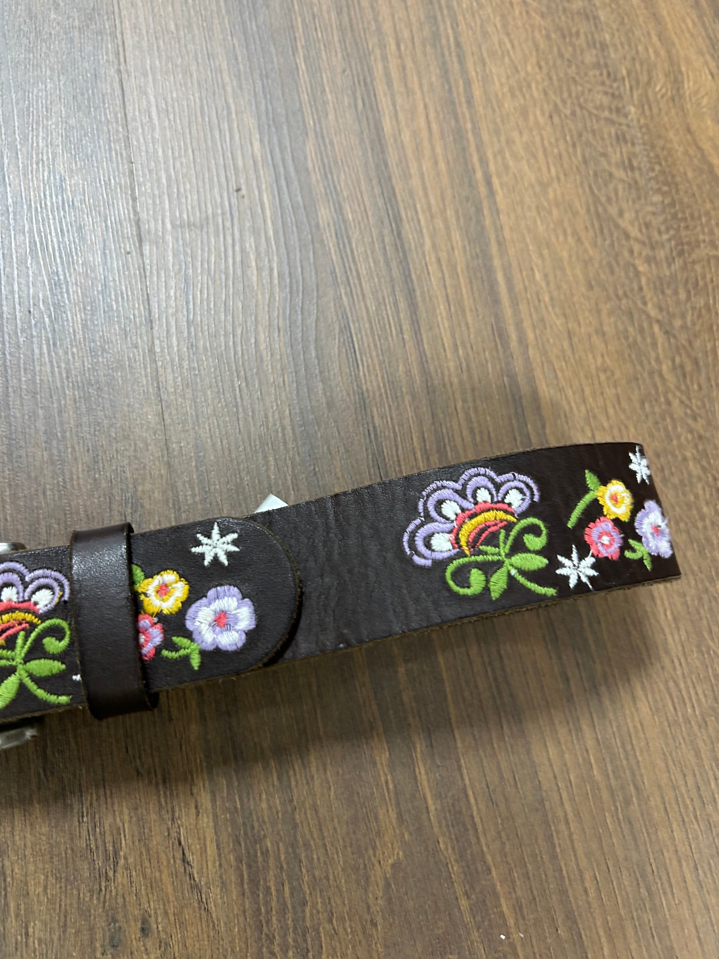 EDC Leather Flower Embroidery Belt (33/39)