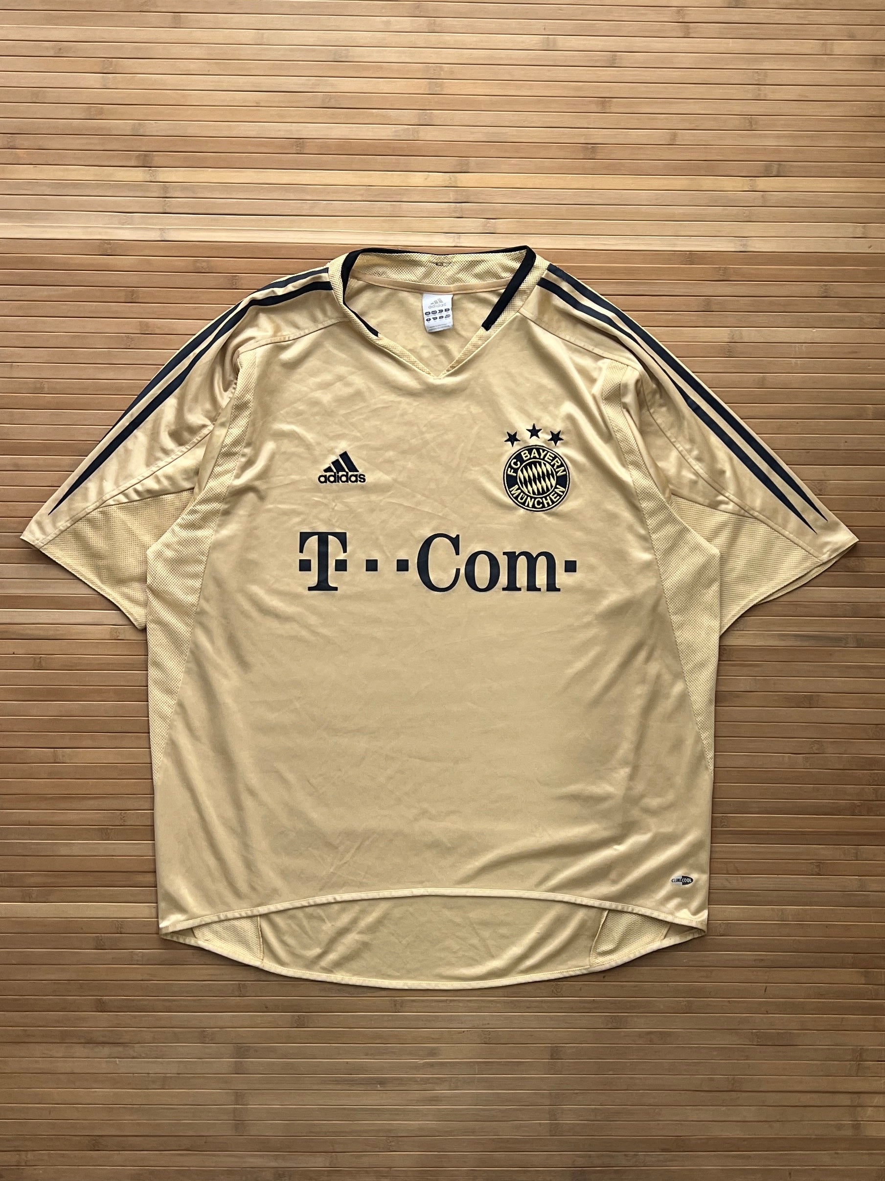 Bayern Munchen 2004 Third Jersey (L)