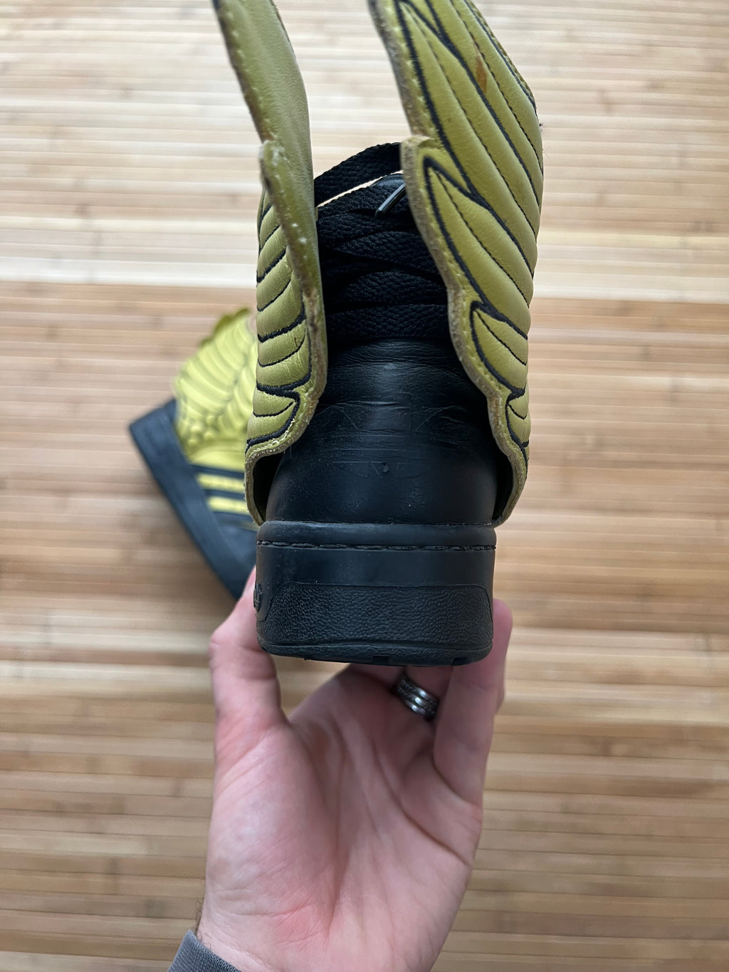 Adidas Jeremy Scott Wings (39.5)
