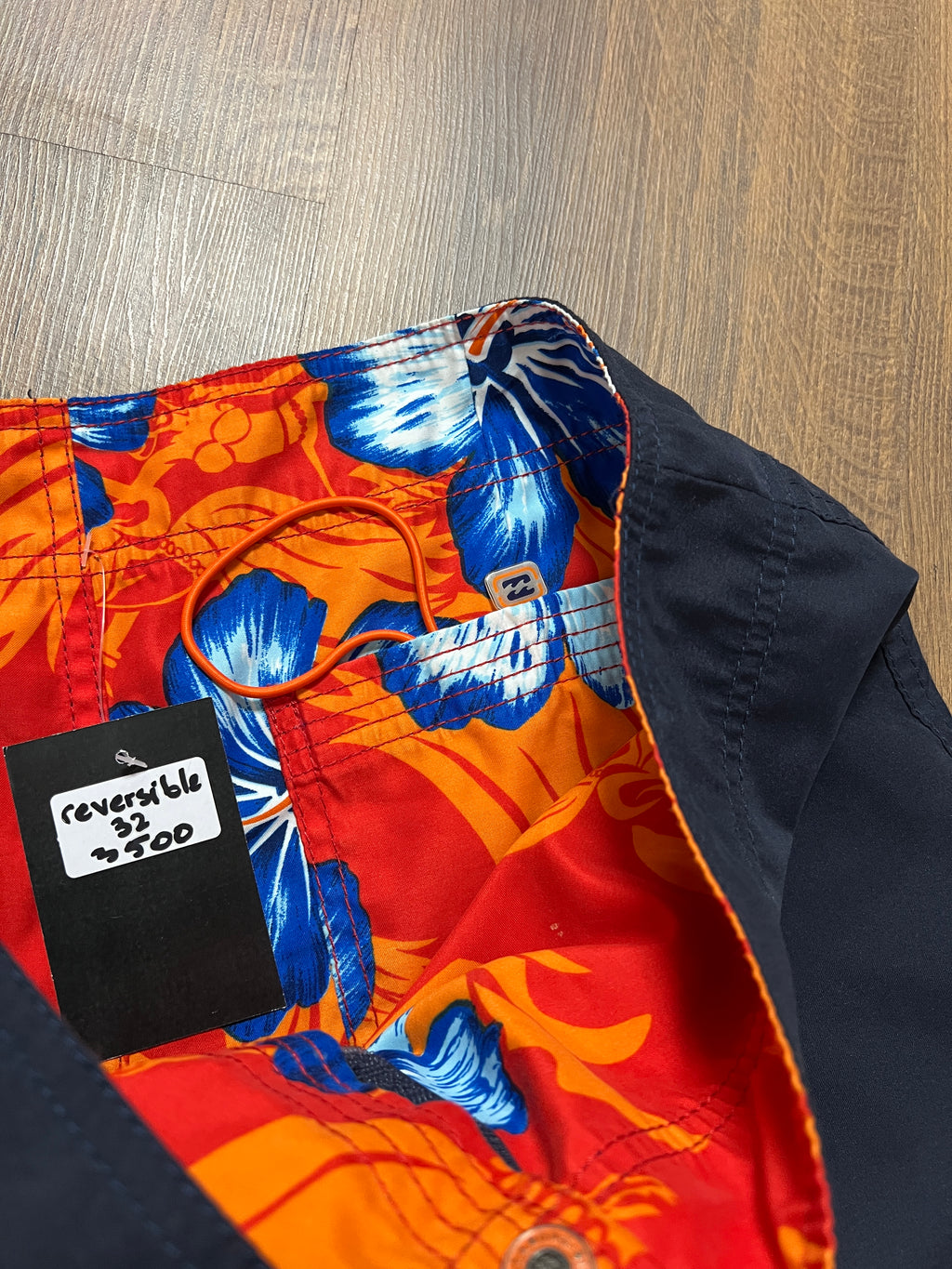 Reversible billabong boardshorts (32)