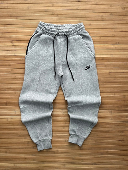 Nike Tech Fleece Pants(S)
