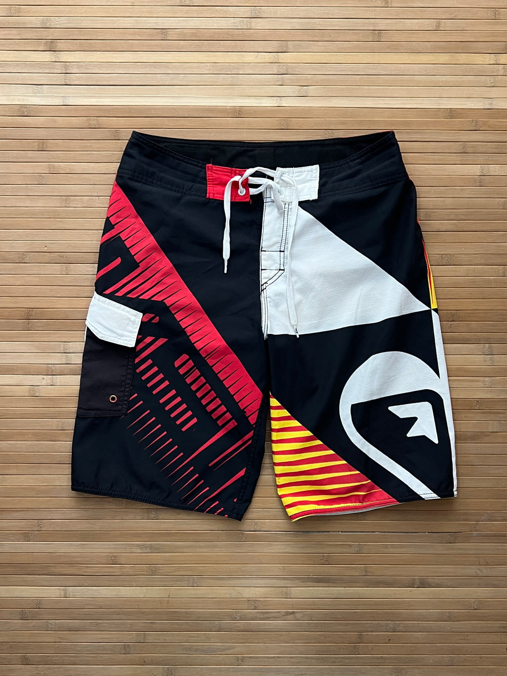 QuickSilver Surf Shorts (32)
