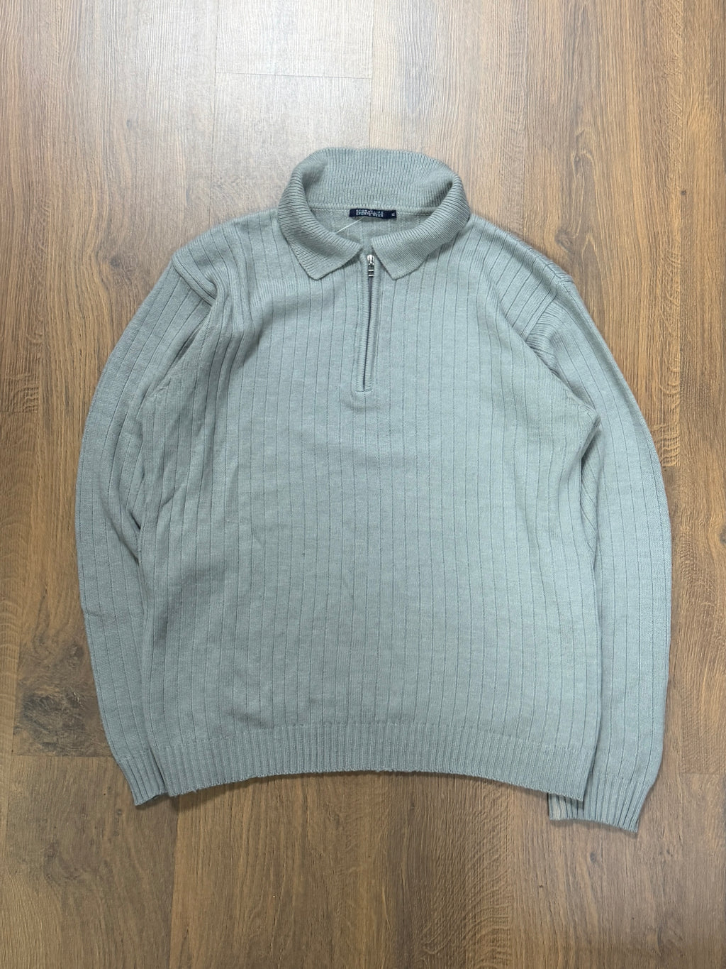 Grey quarter zip (L)