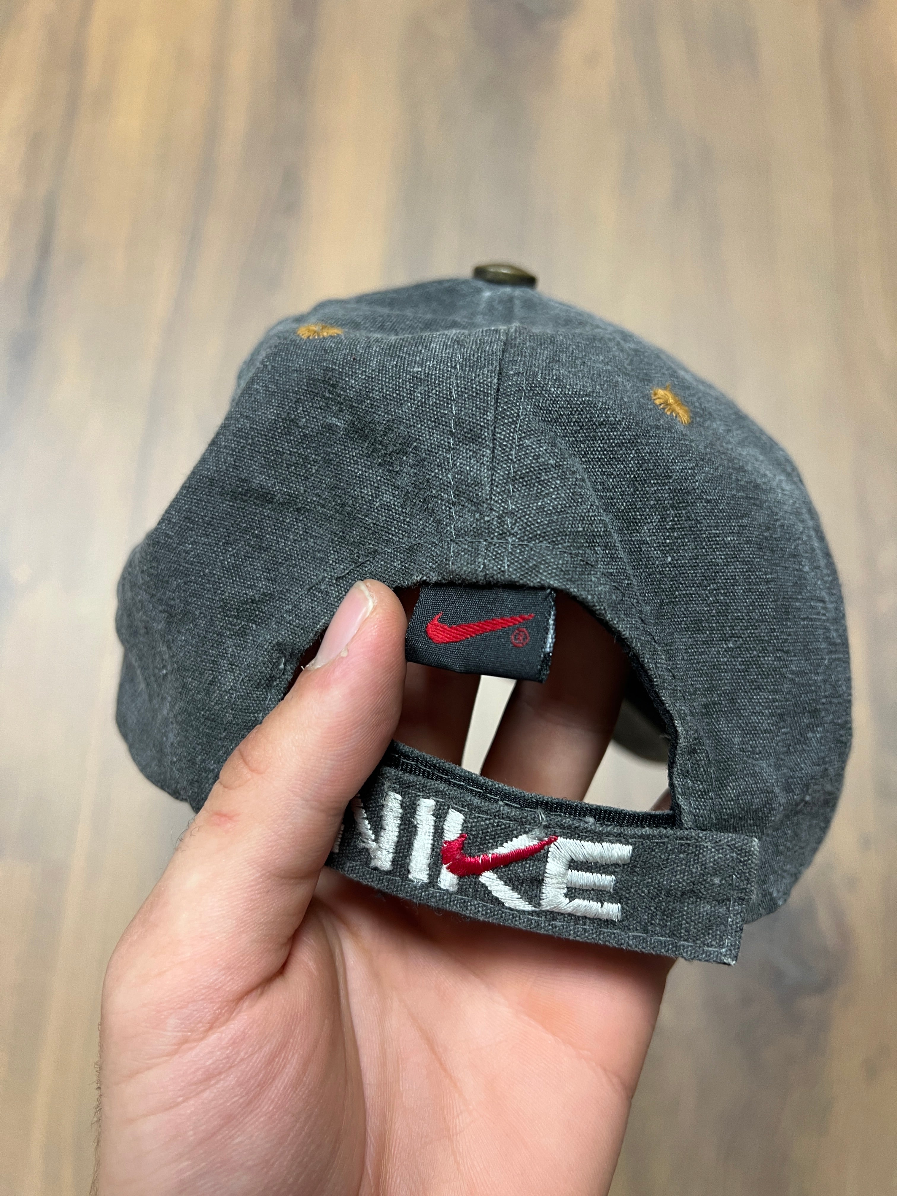 Nike 90s Hat (one size)