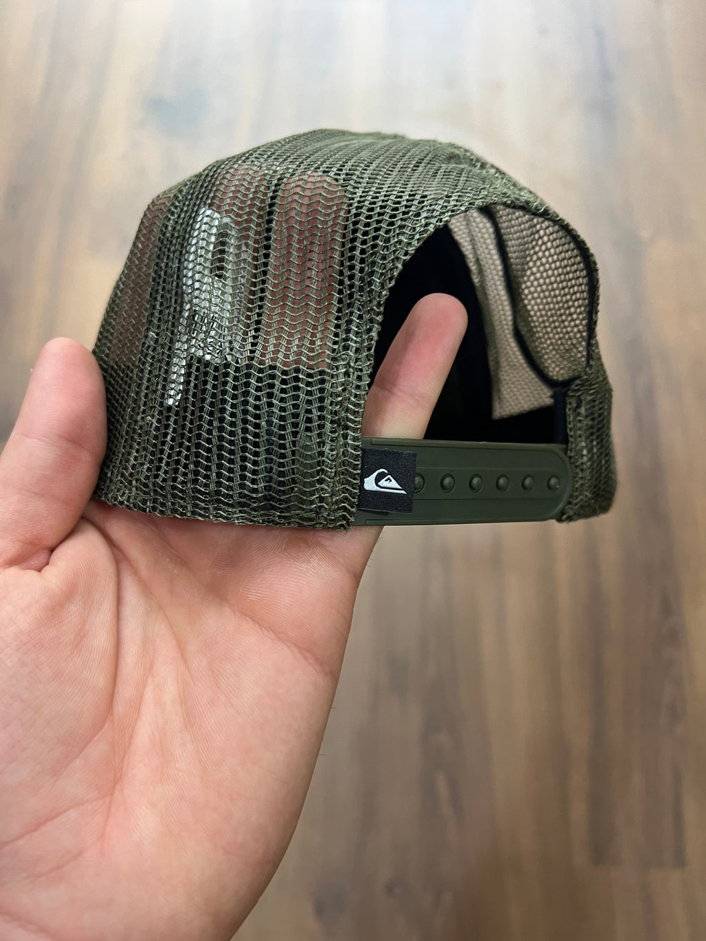 QuickSilver Trucker Hat (one size)