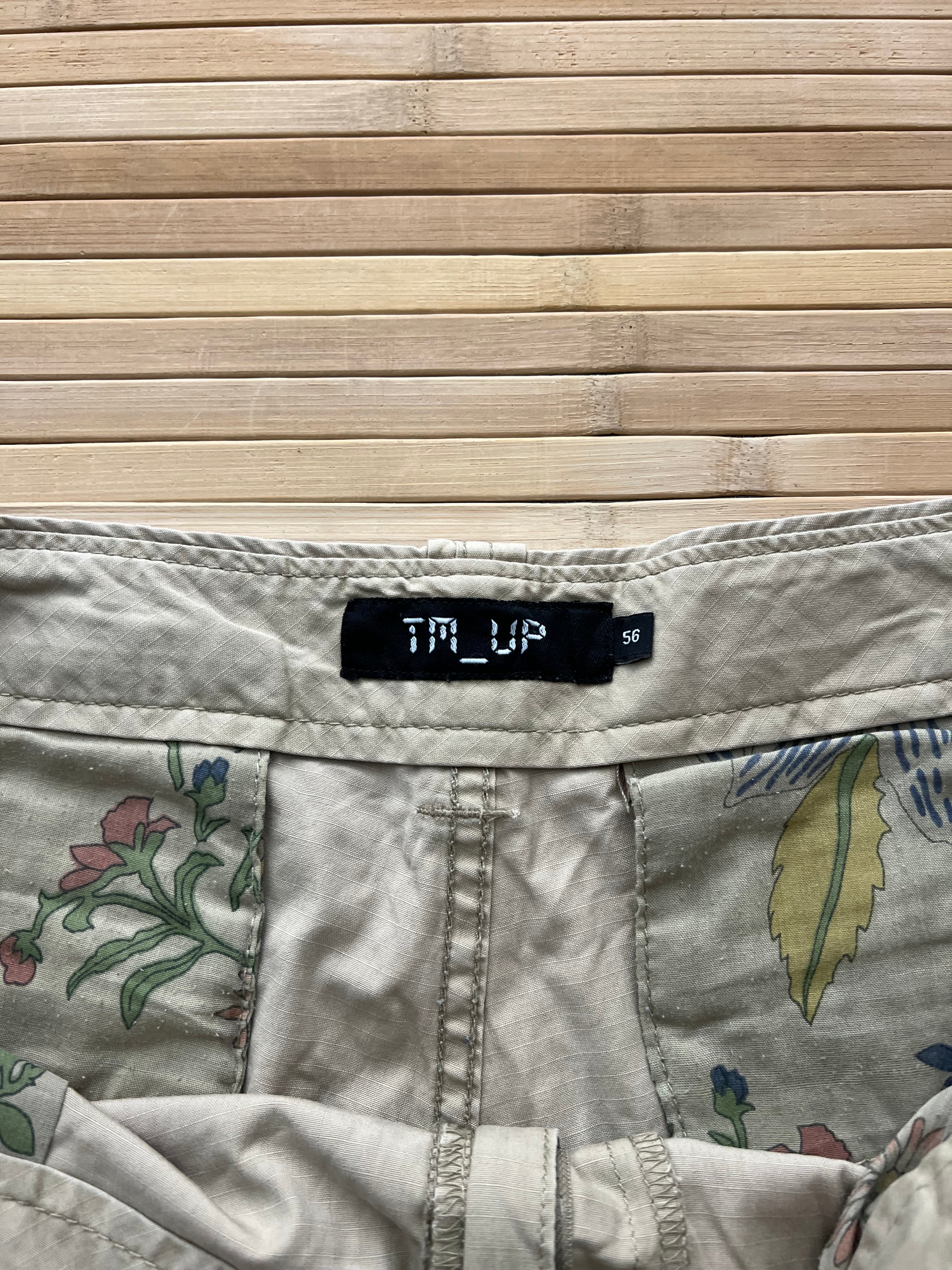 Team up Beige Cargo Shorts (40)