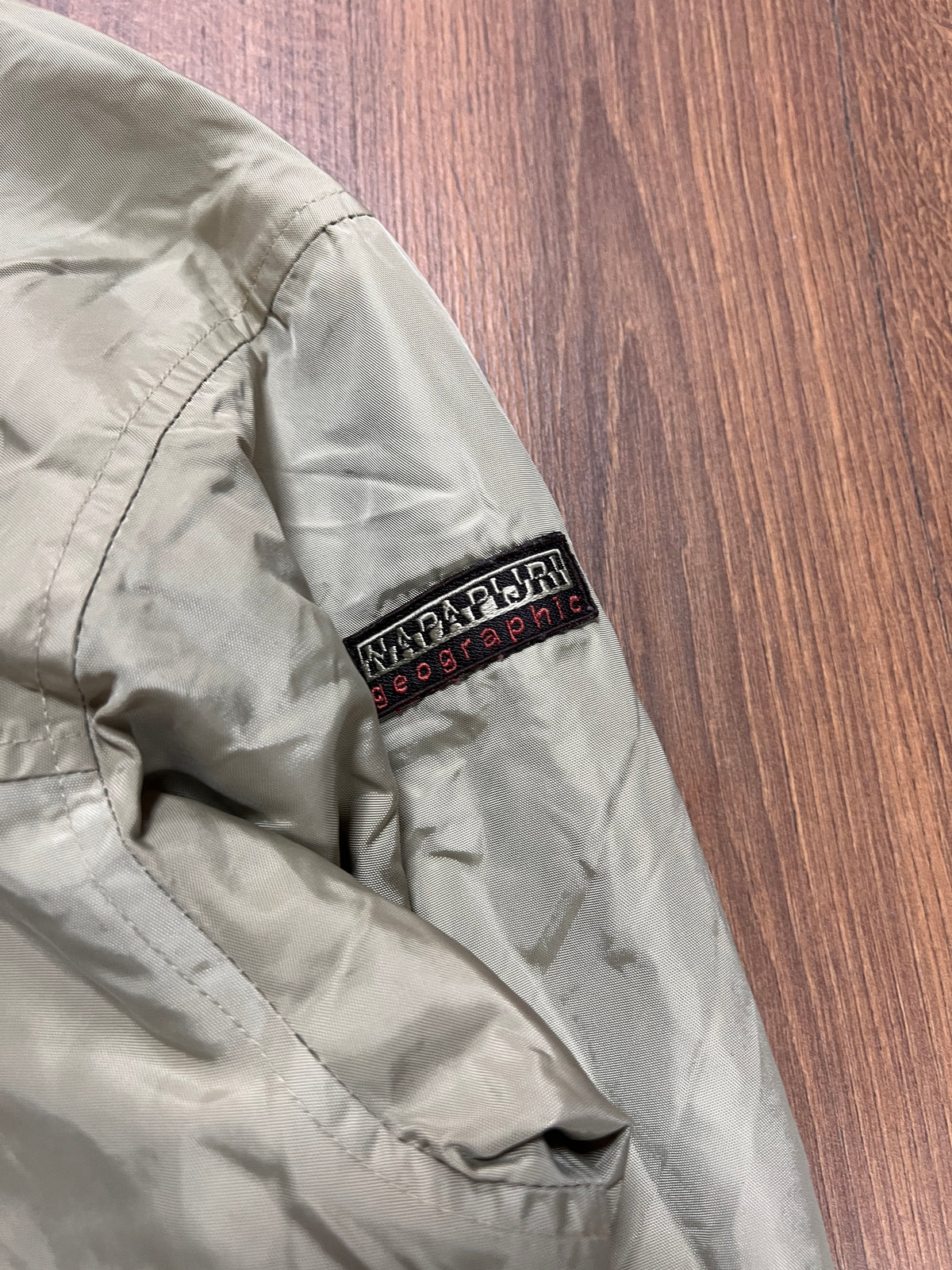 Nappapijri Track jacket (M)