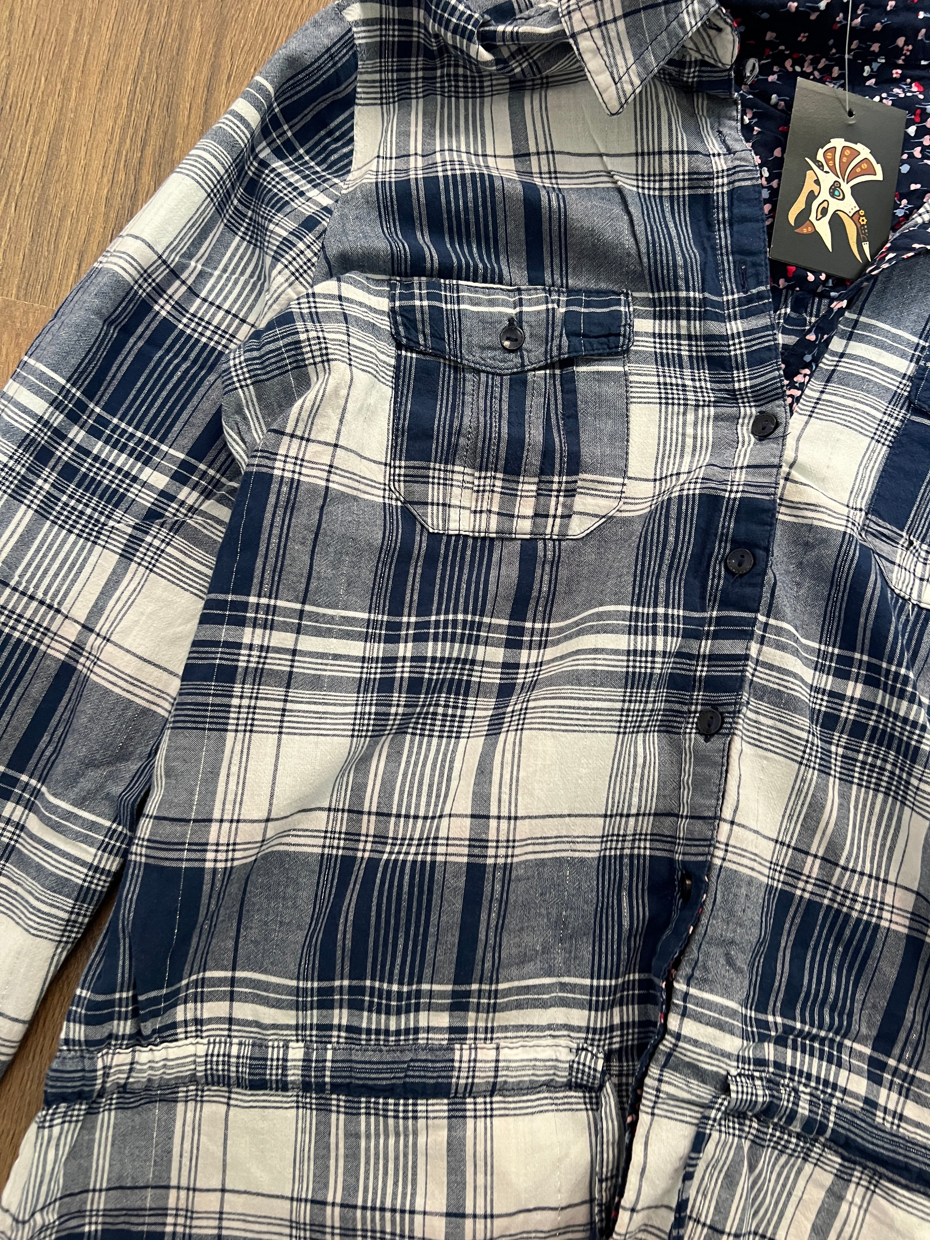 Striped Shirt 🙋‍♀️ (XL)