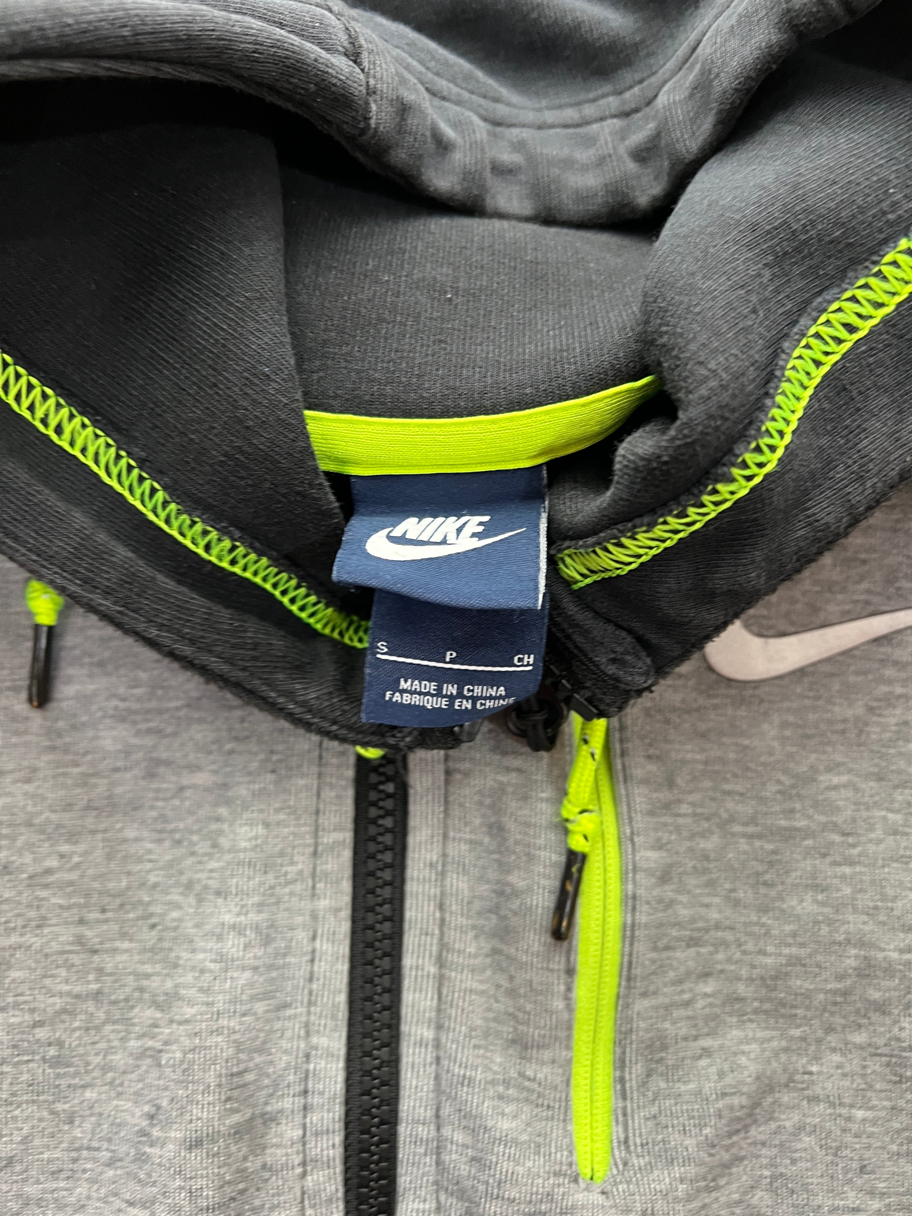 Nike Hoodie Zip Up (S)
