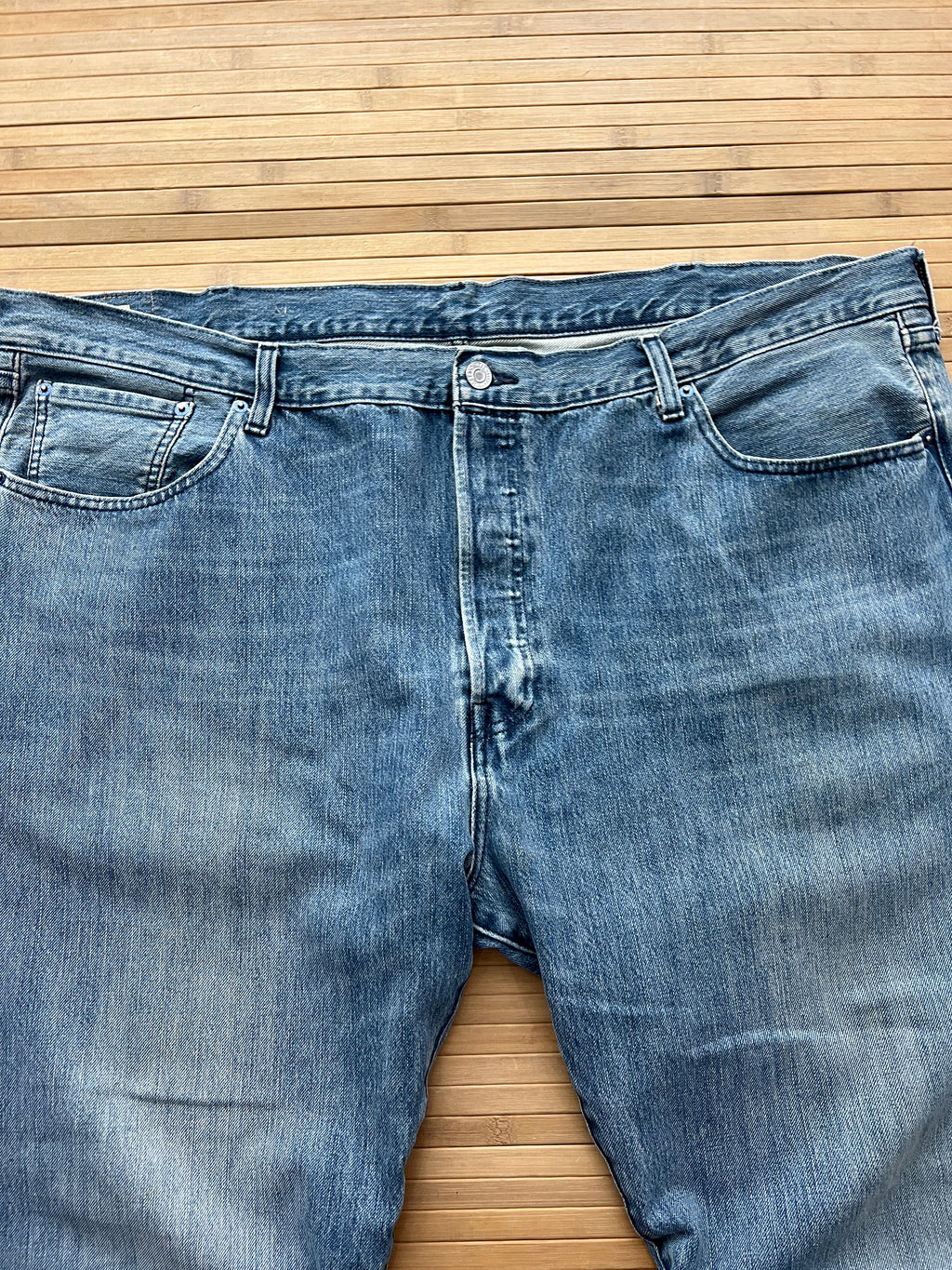 Levis 501 Jeans (48x30)