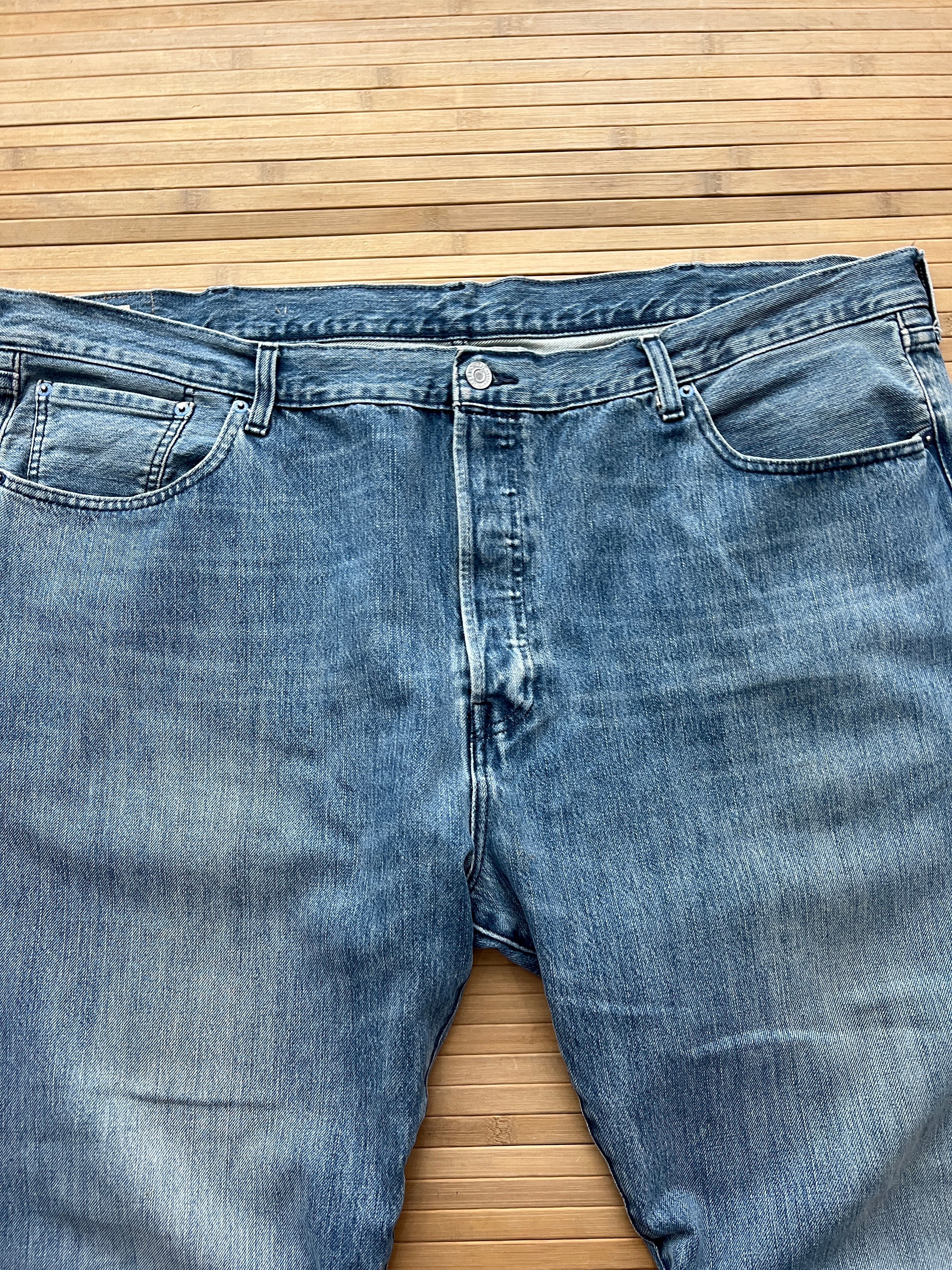 Levis 501 Jeans (48x30)