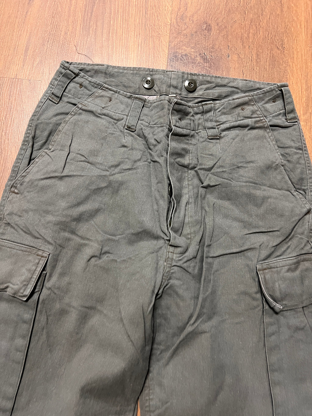 80s Military Cargo Pants (28x30)