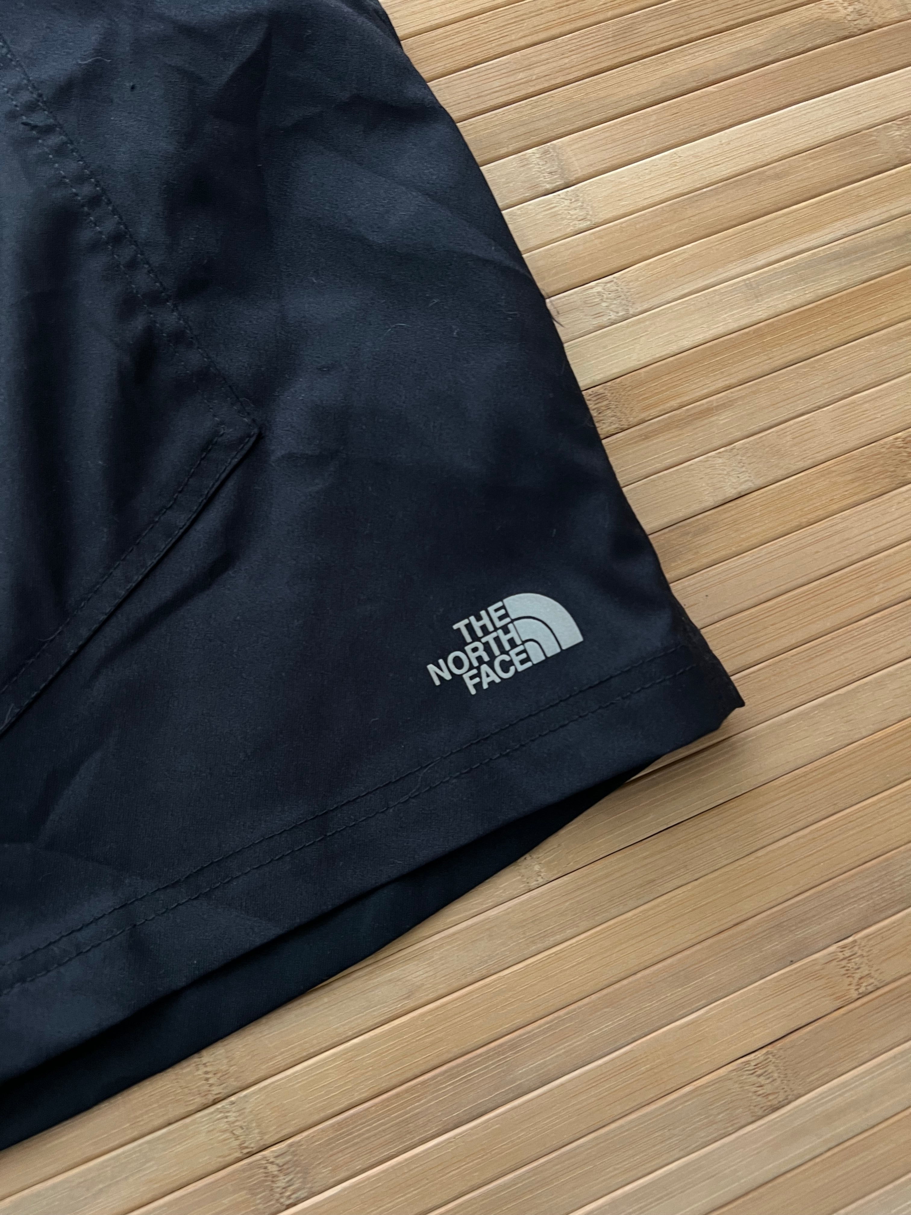 The North Face Shorts (38)