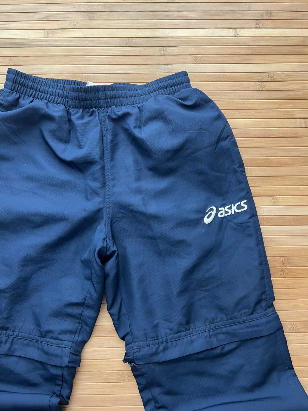ASICS Joggers (S/M)