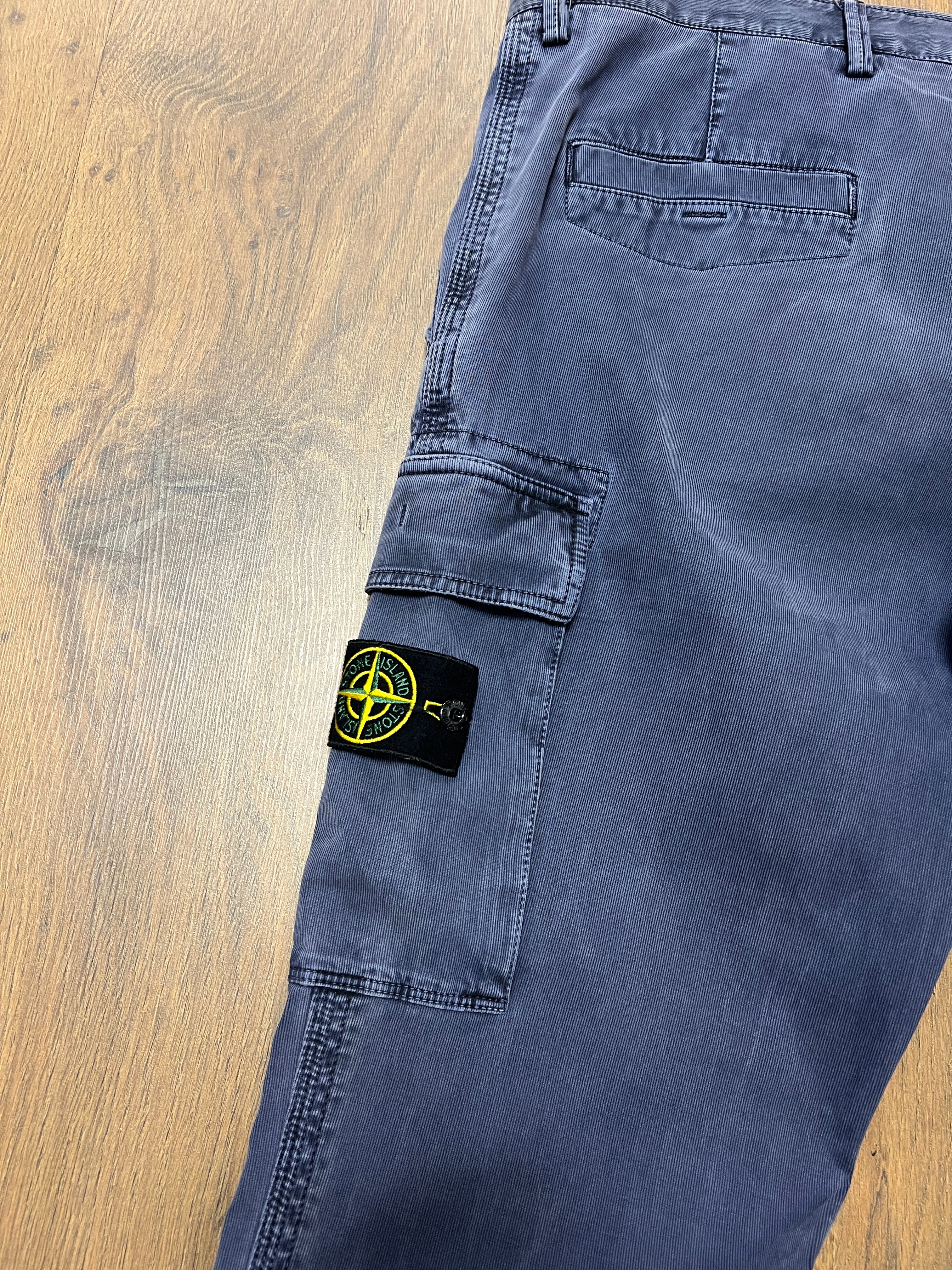 Stone Island Cargo Jeans (36x34)
