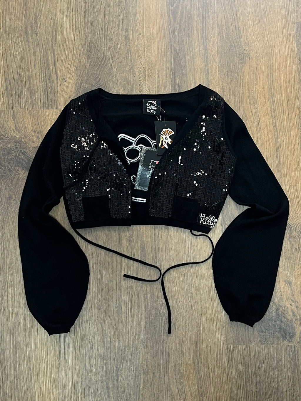Hello Kitty Long Sleeve Top New with tags 🙋‍♀️ (Xs)