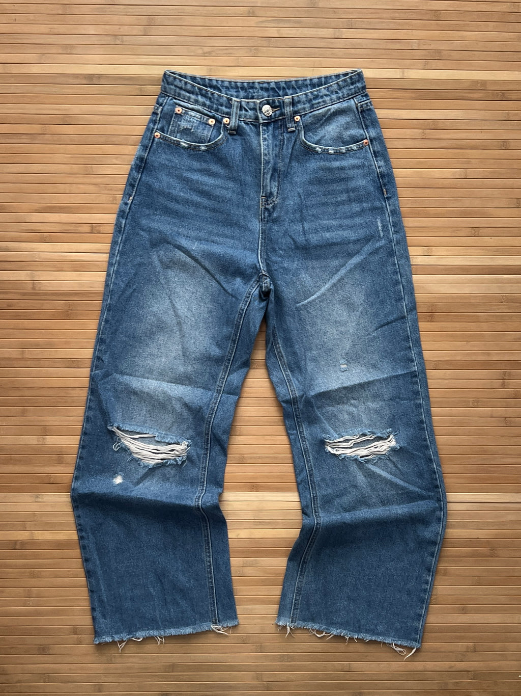 Baggy Ripped Jeans (28x32)